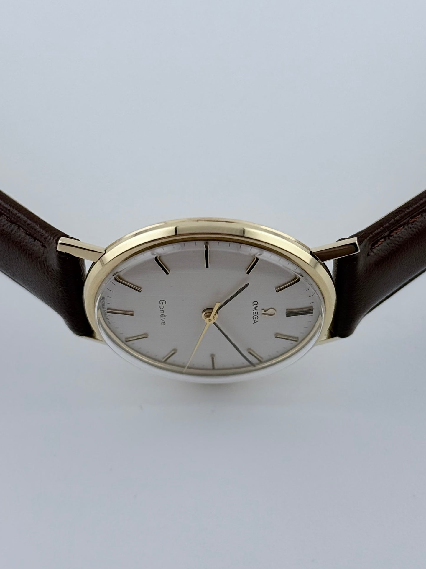 Omega Geneve Manual Wind 9ct Gold 131.25016