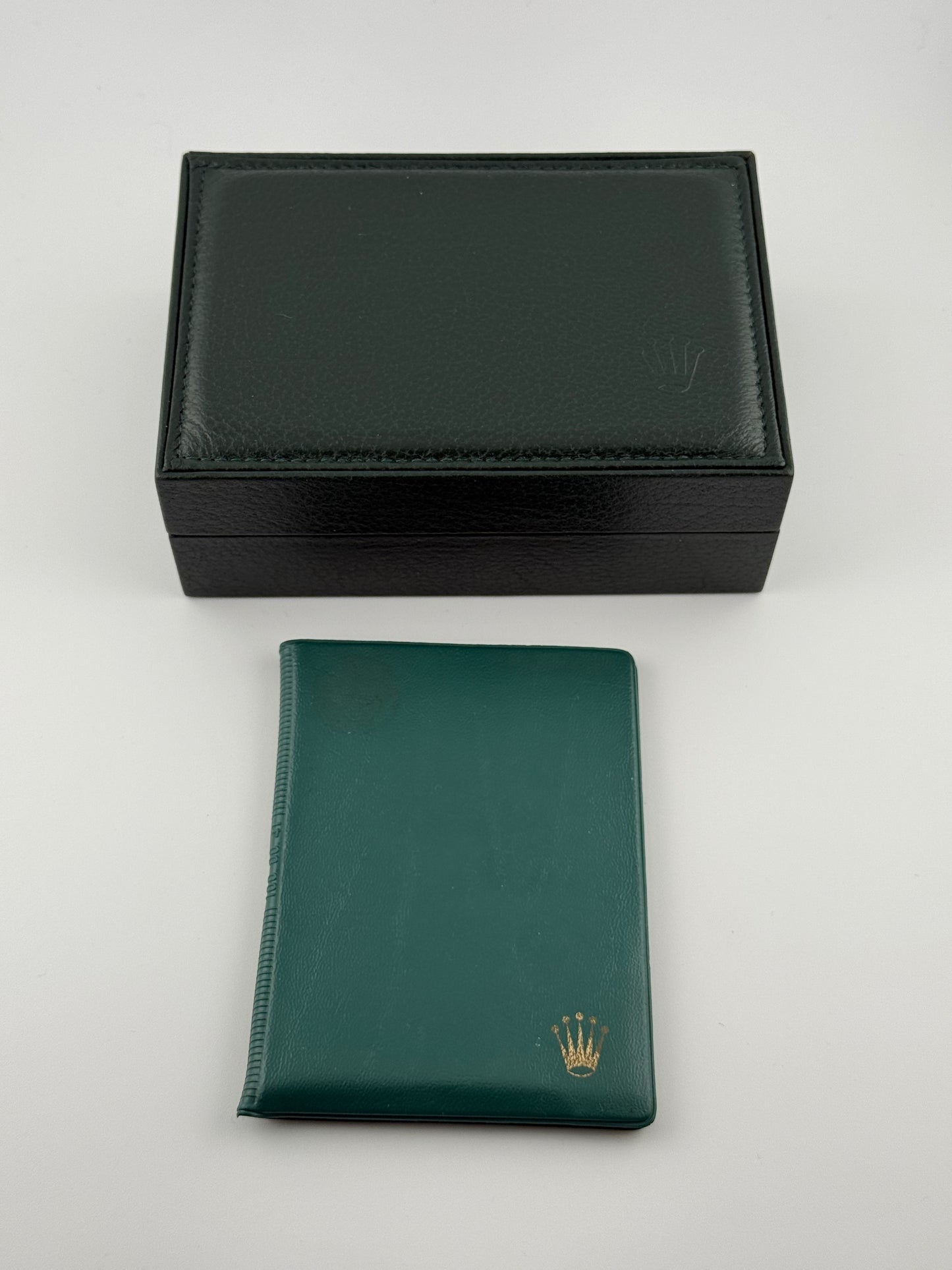 Rolex Oyster Perpetual Date Automatic - 1512 - Zephyr Dial - Solid 14ct Gold - Box and Papers