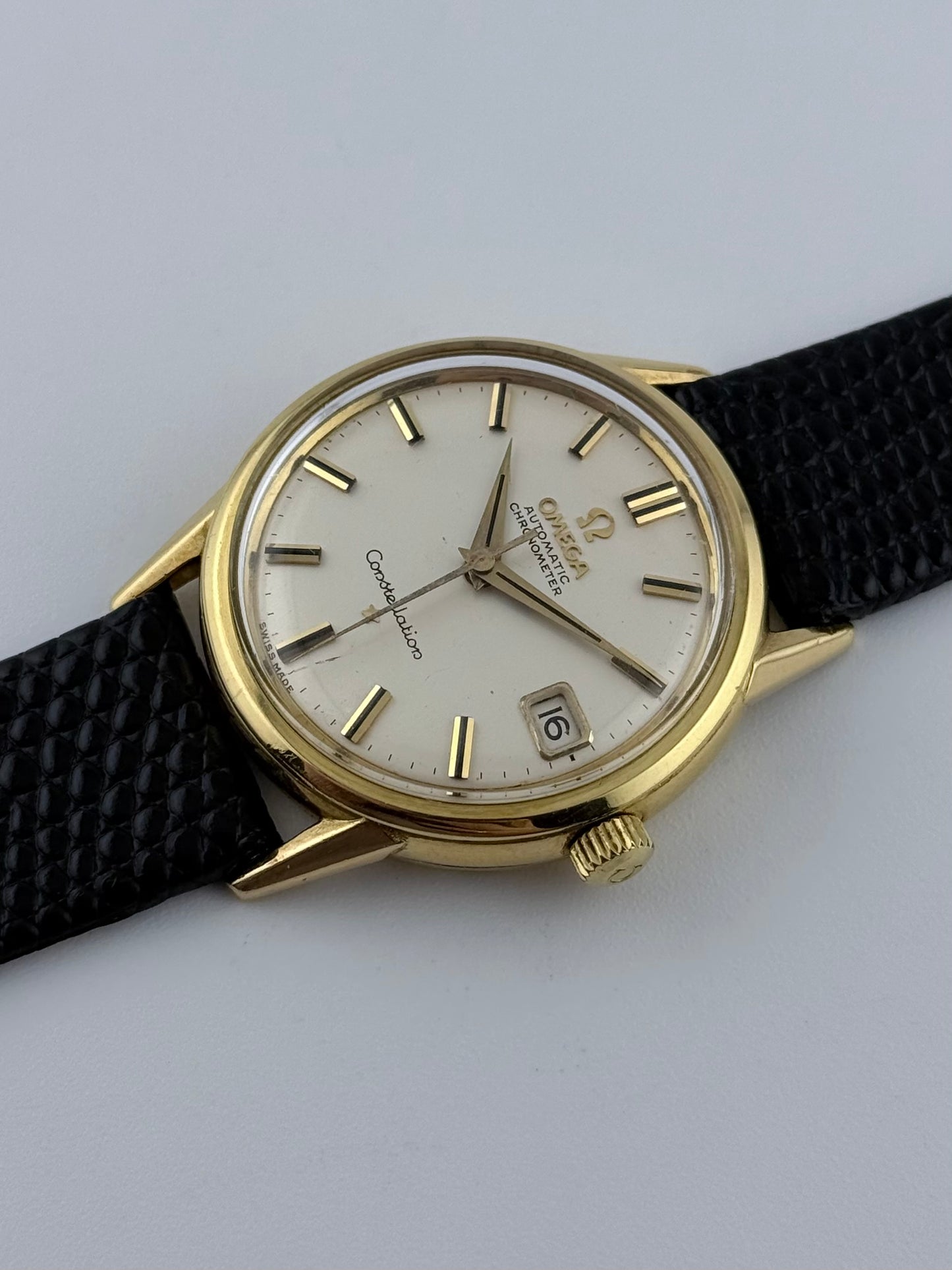 Omega Constellation Chronometer Automatic Date - 886 - Solid 18ct Gold - Rare