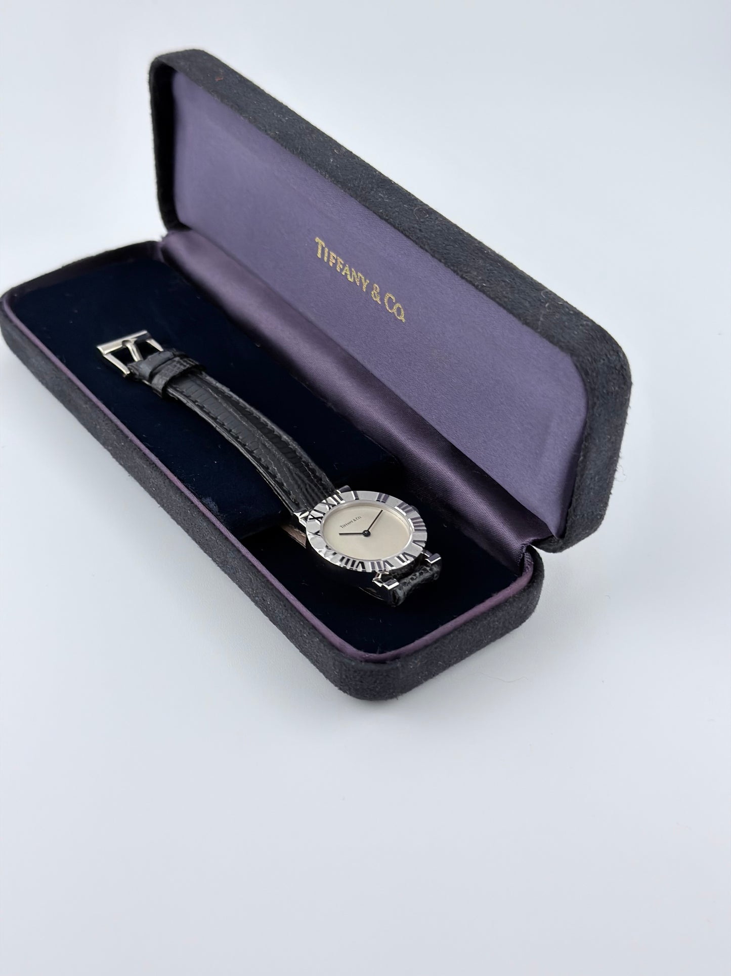 Tiffany & Co. Atlas L0640 - Ladies - Sterling Silver - Original Strap and Box
