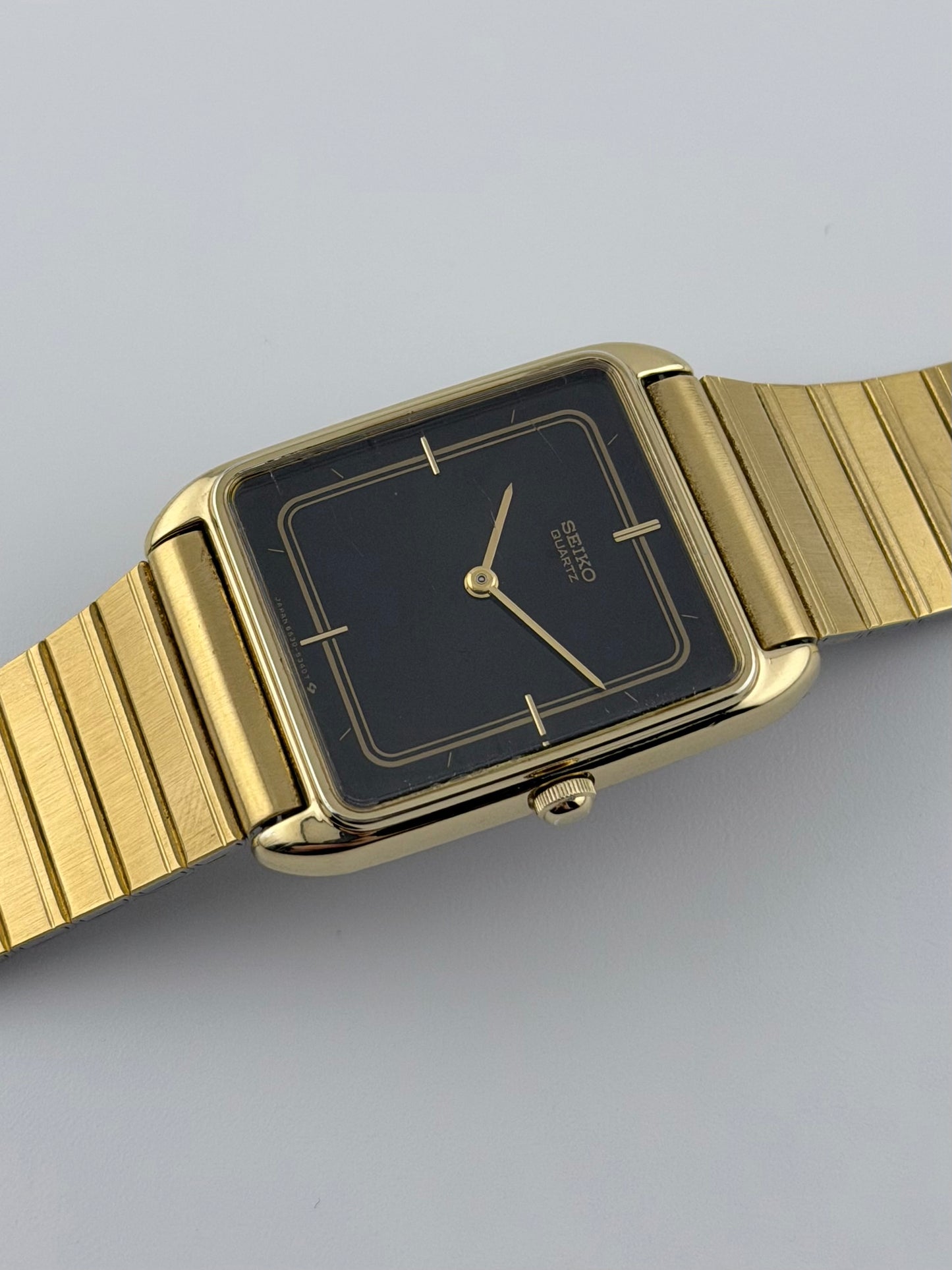 Seiko Tank Quartz 6530-5200 - Black Dial