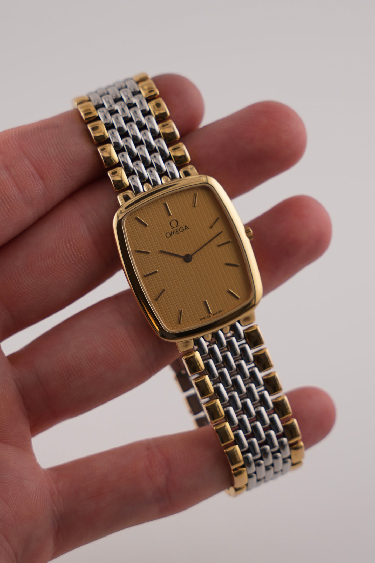 Omega De Ville Tank Quartz 395.0876.2 - Original Bracelet