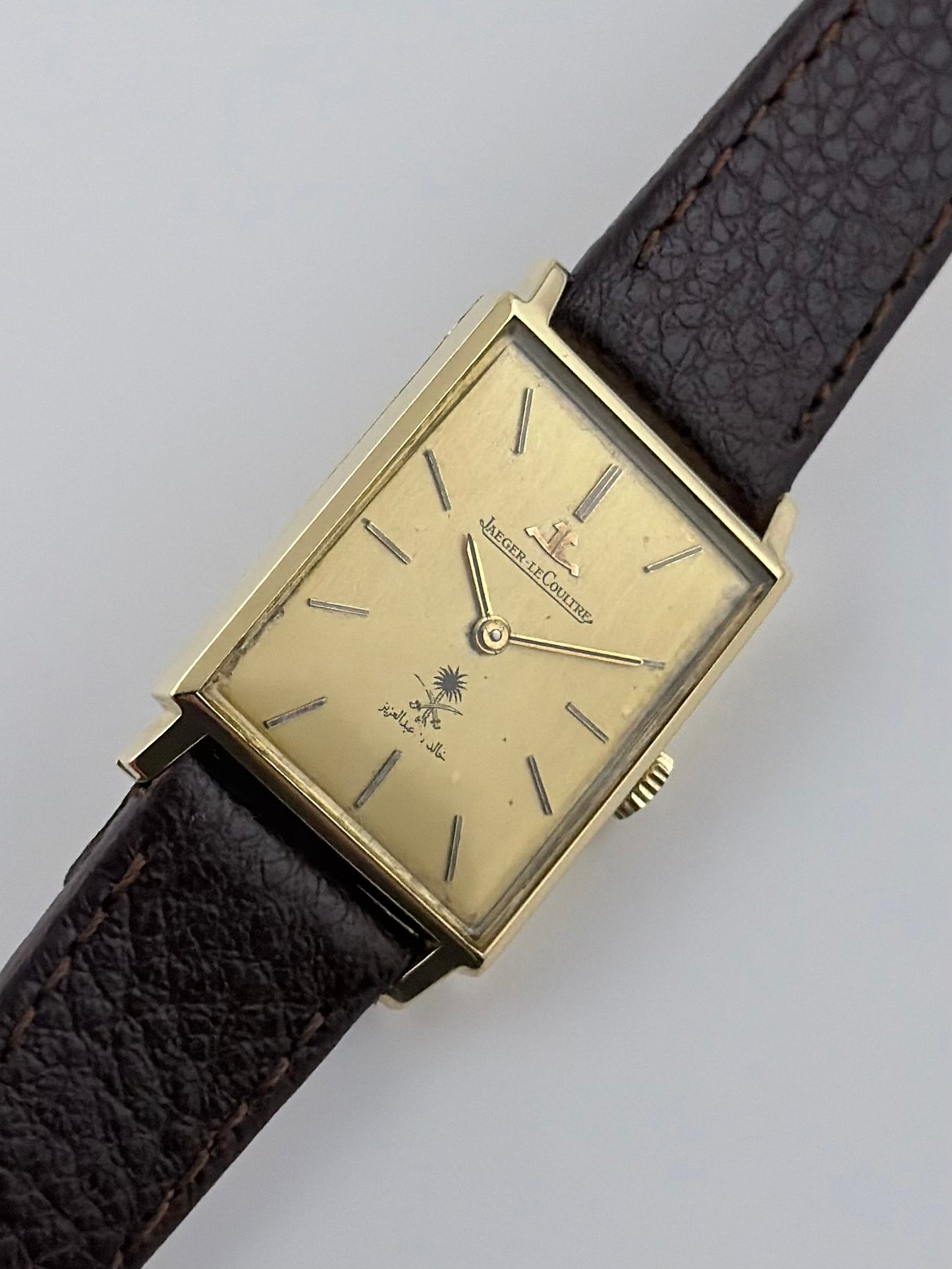 Jaeger LeCoultre Tank Manual Wind - 18ct Solid Gold - Papers - Rare - Royal Saudi Emblem