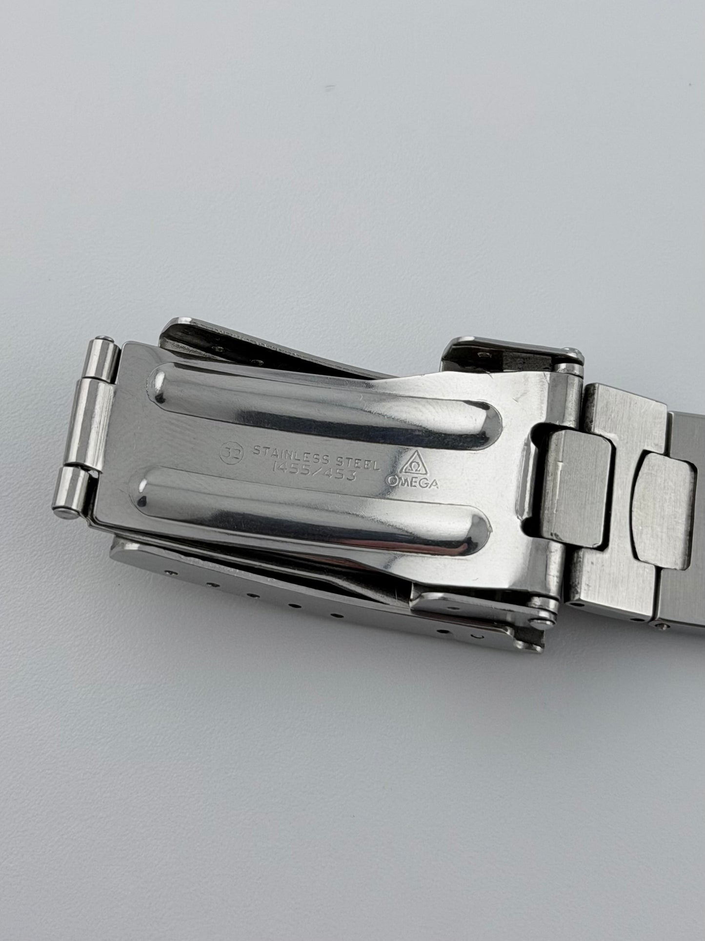 Omega Seamaster Professional 200m Quartz Pre Bond - 396.1062