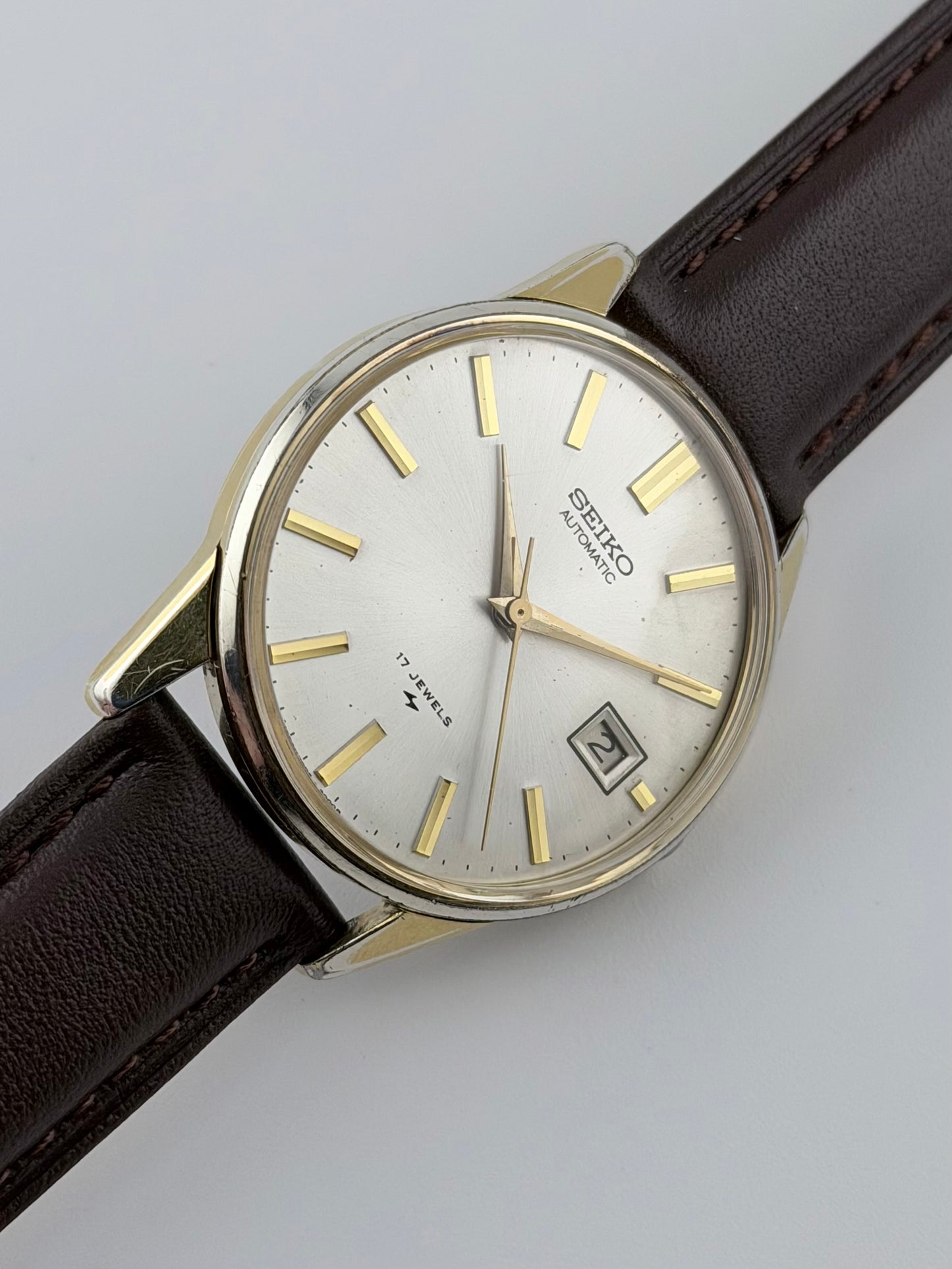 Seiko Automatic Date 17j 7005-2000 - Sunburst Dial