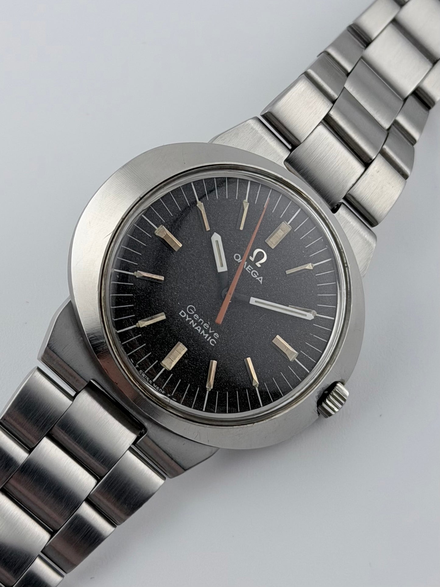 Omega Geneve Dynamic Manual Wind 135.033