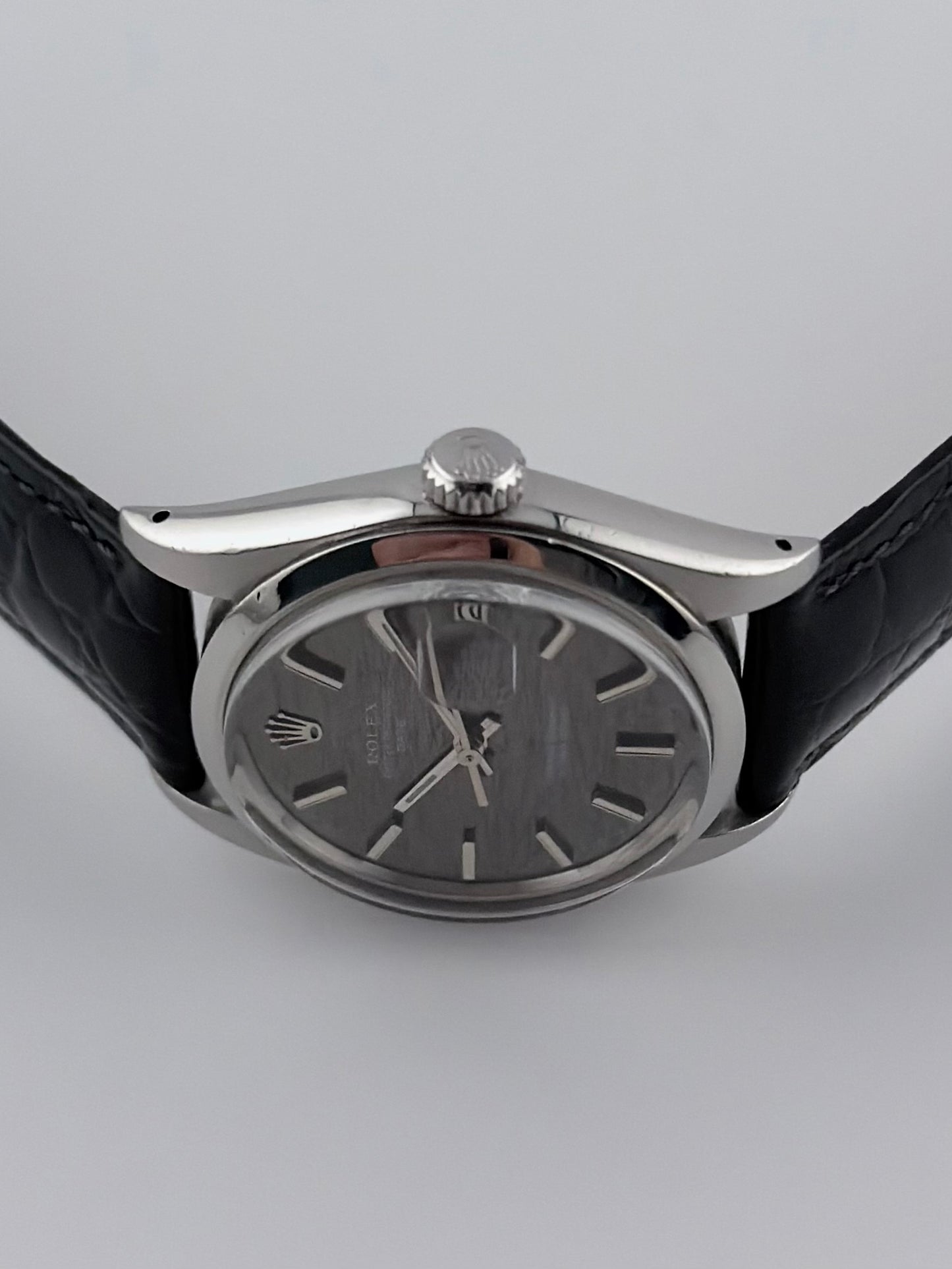 Rolex Oyster Perpetual Date Automatic - 1500 - Rare Shantung Dial
