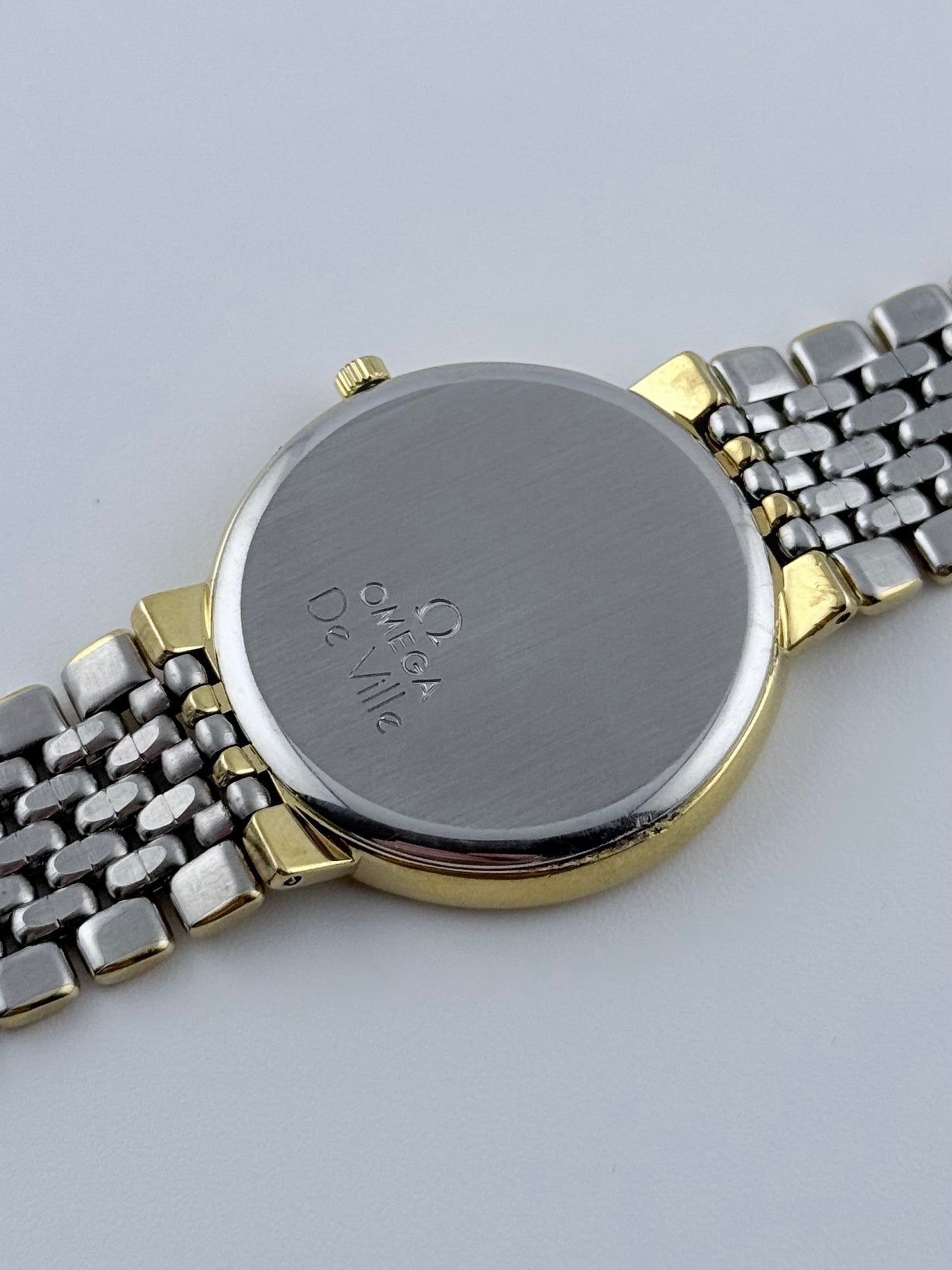 Omega De Ville Quartz Date 396.1012  - Original bracelet