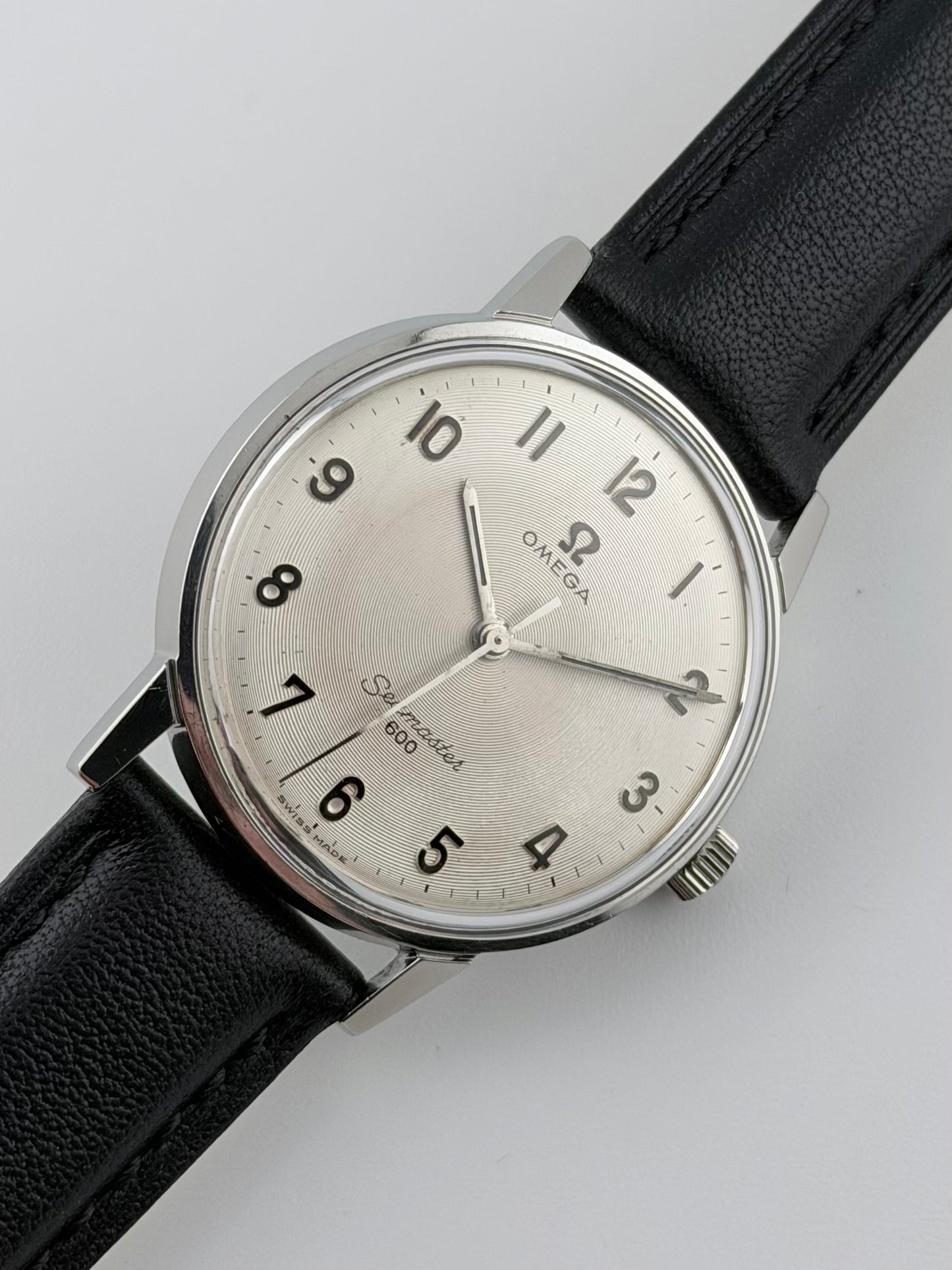 Omega Seamaster 600 Manual Wind - 135.011 - Concentric Circles - Ultra Rare!