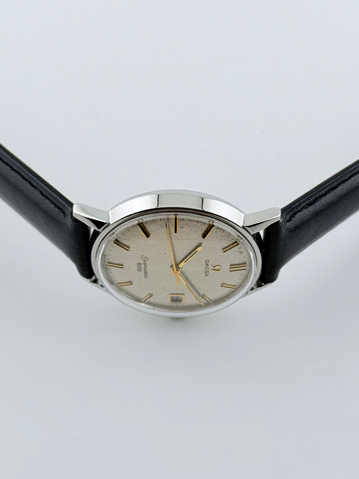 Omega Seamaster 600 Manual Wind - Fishscale Dial - 136.011