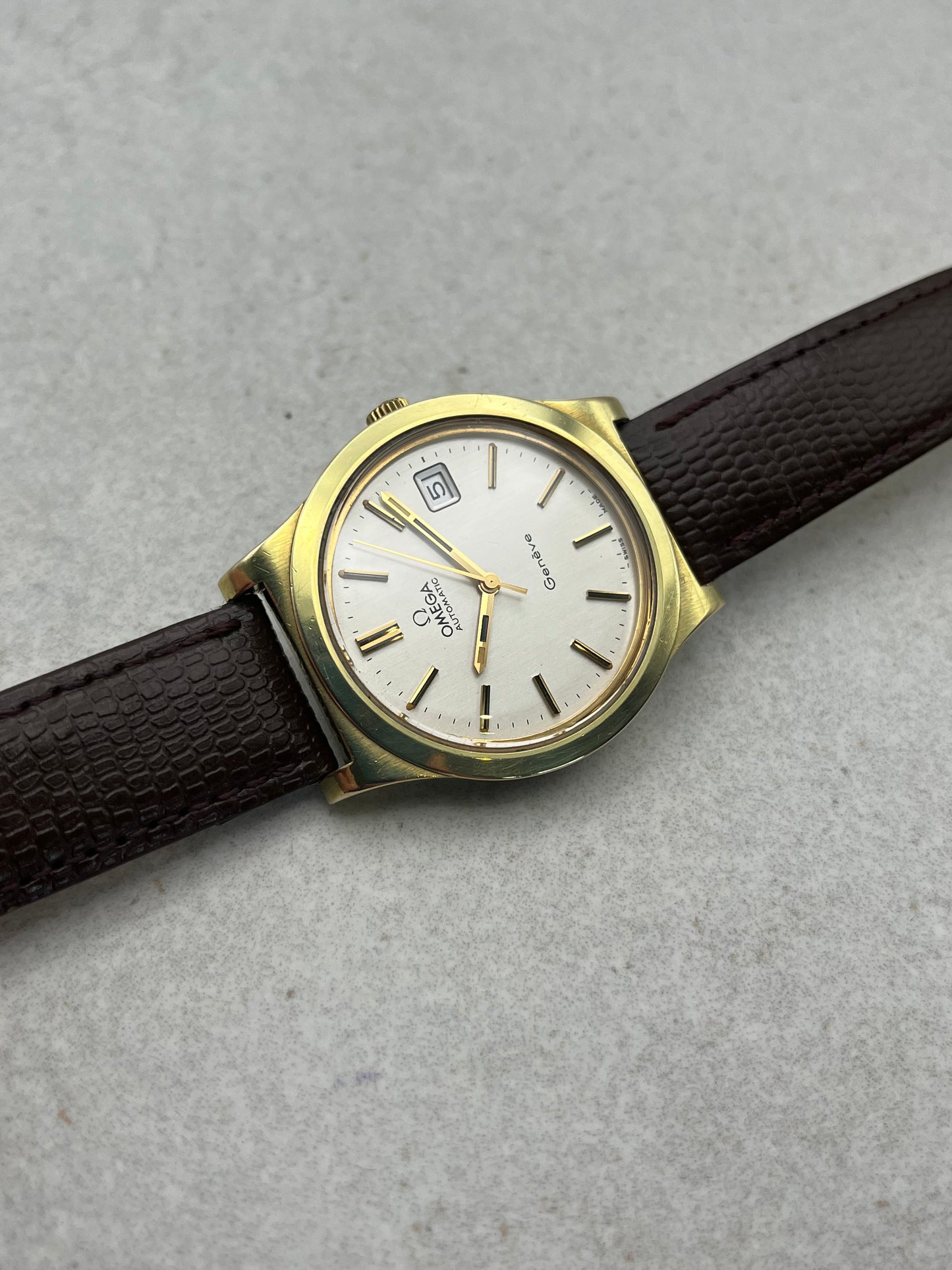 Omega Geneve Automatic Date 166.0168 - Box and Papers