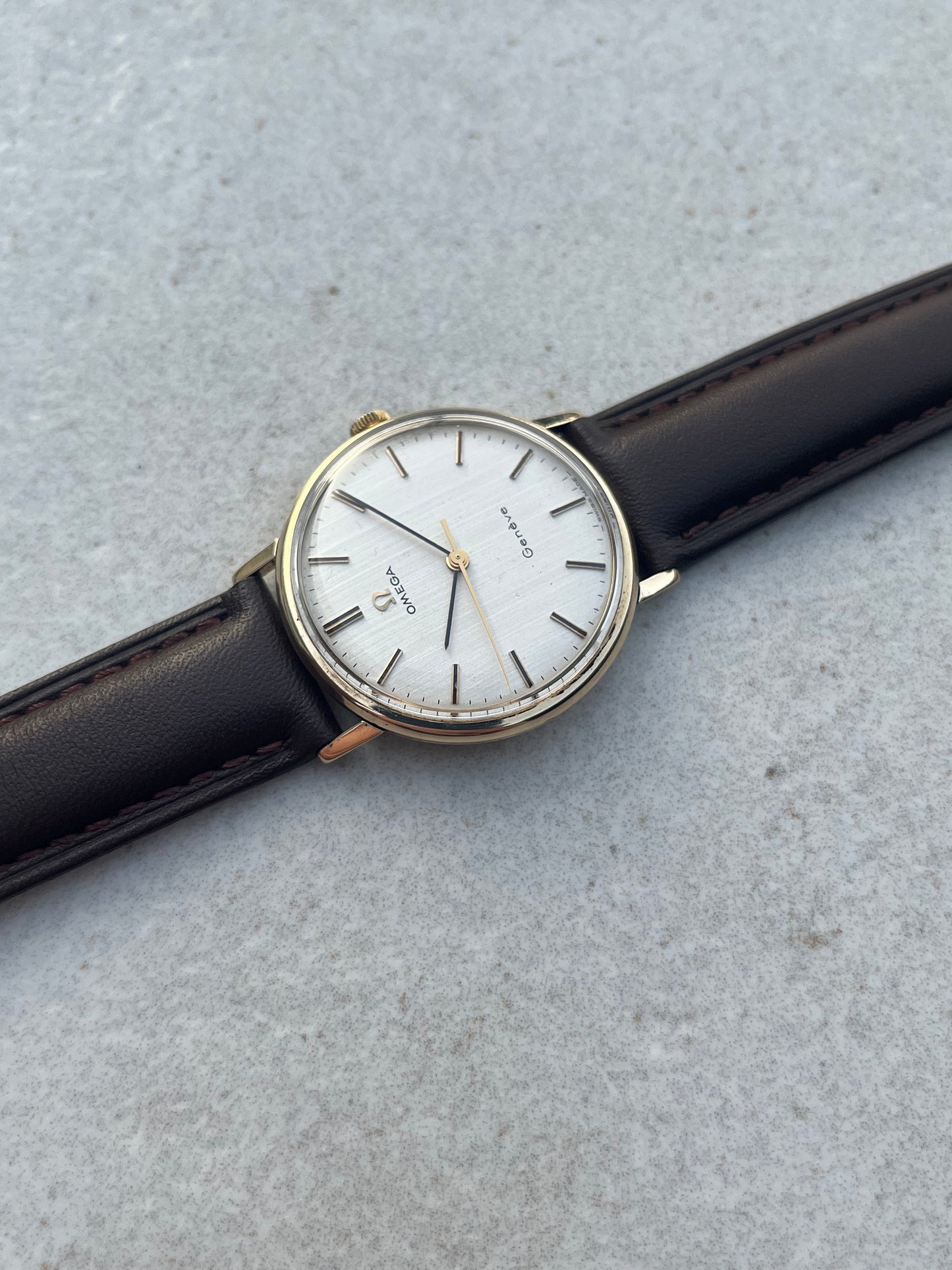 Omega Geneve Manual Wind 9ct Gold 131.25016