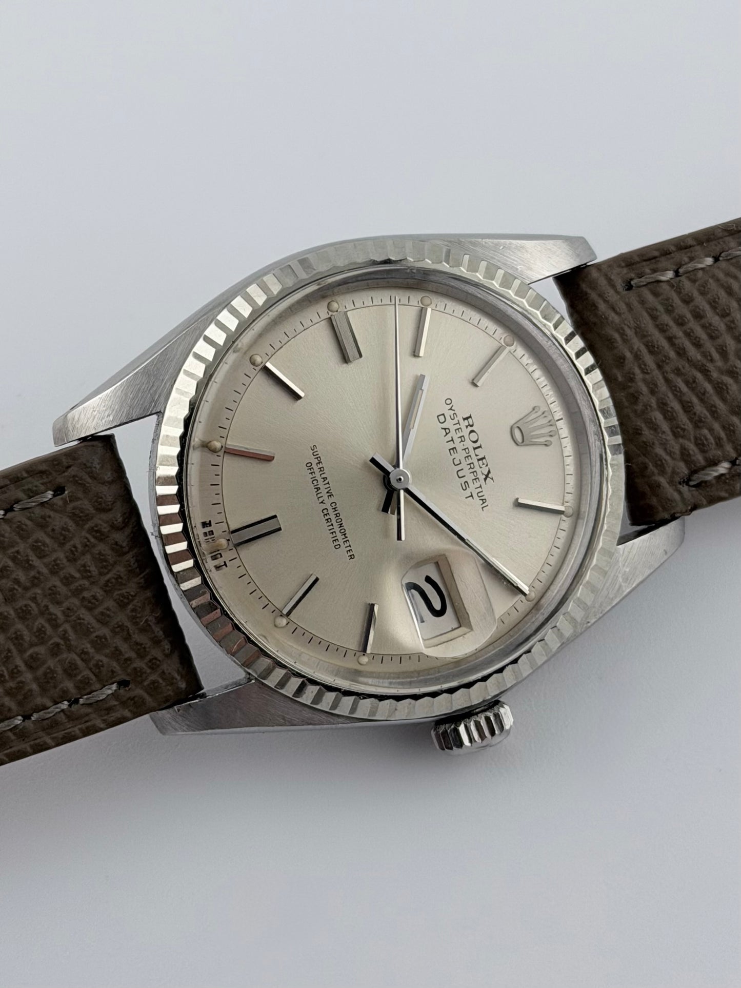 Rolex Datejust Oyster Perpetual Automatic - 1601 - Sunburst Dial