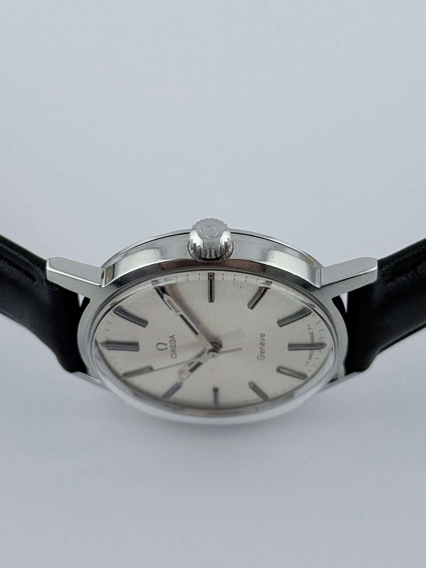 Omega Geneve Manual 135.070 - Box and Papers