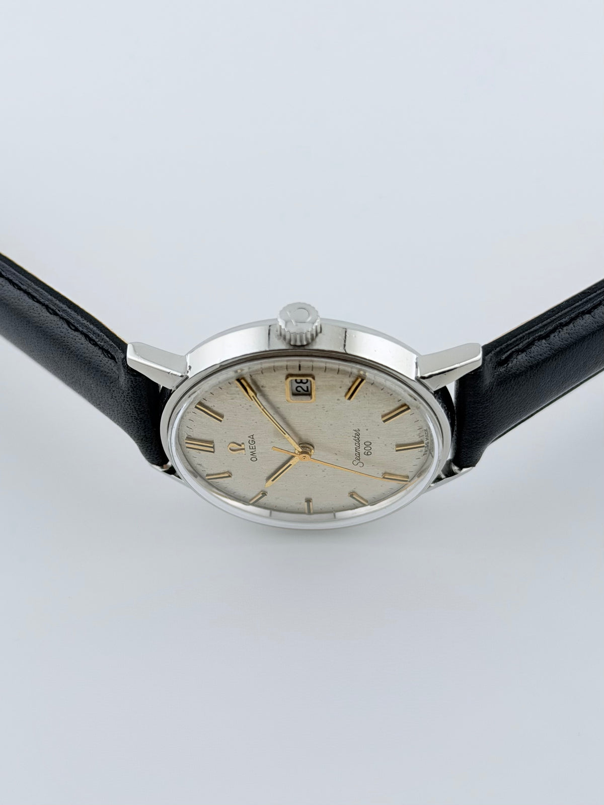 Omega Seamaster 600 Manual Wind - Fishscale Dial - 136.011