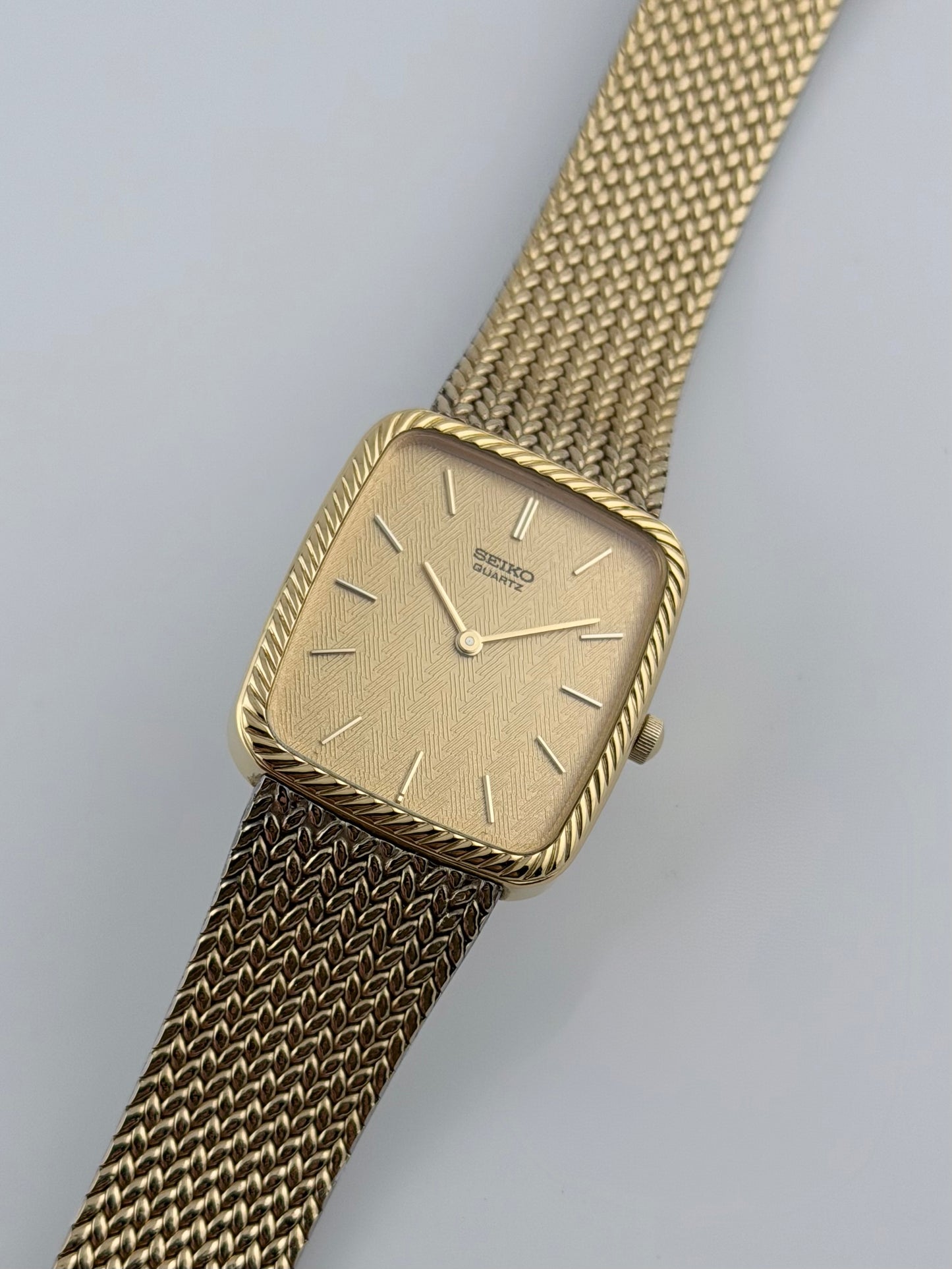 Seiko Tank Quartz 8620-5090