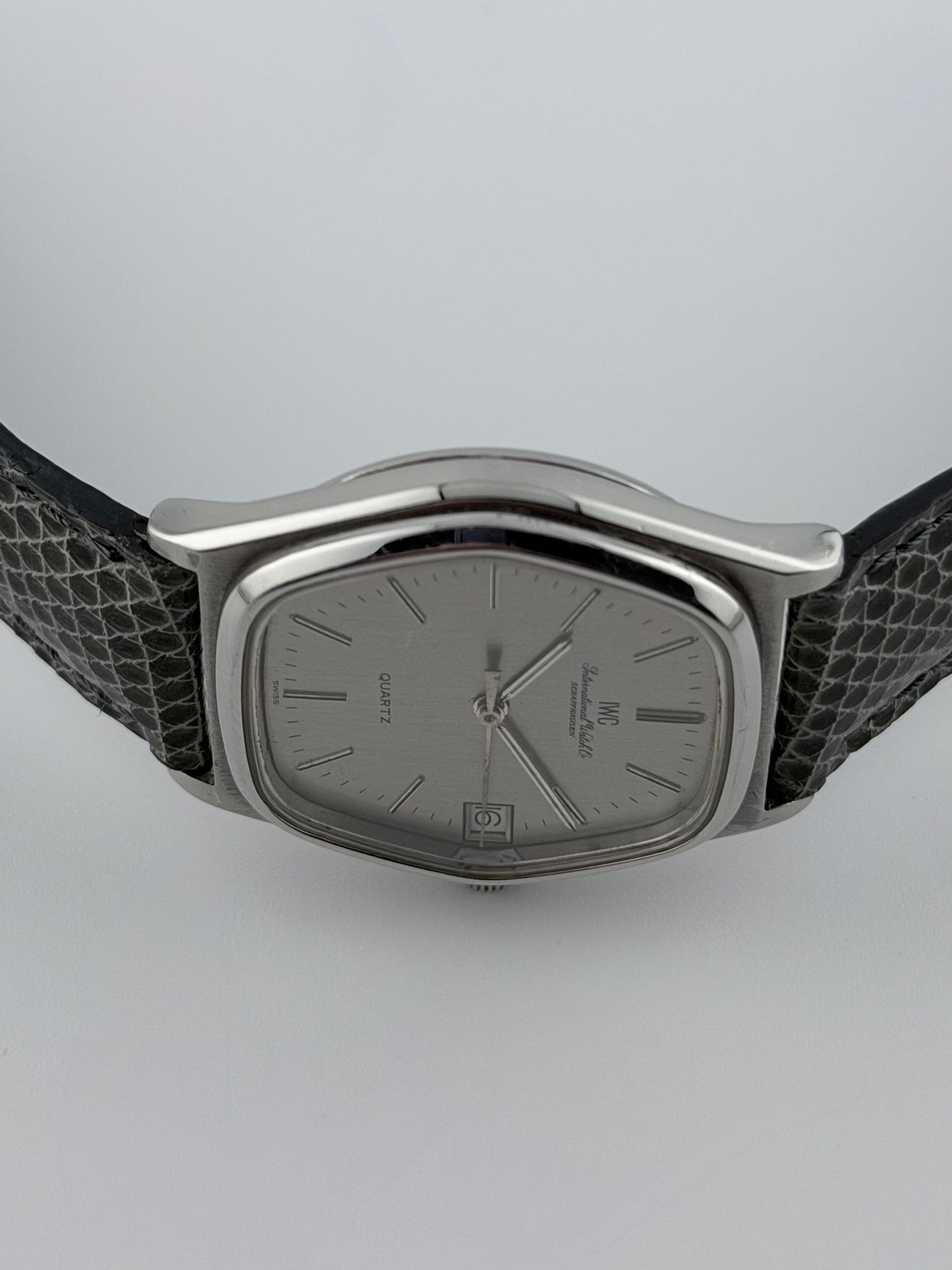 IWC Quartz Date Hexagon Cal: 2405 - Rare