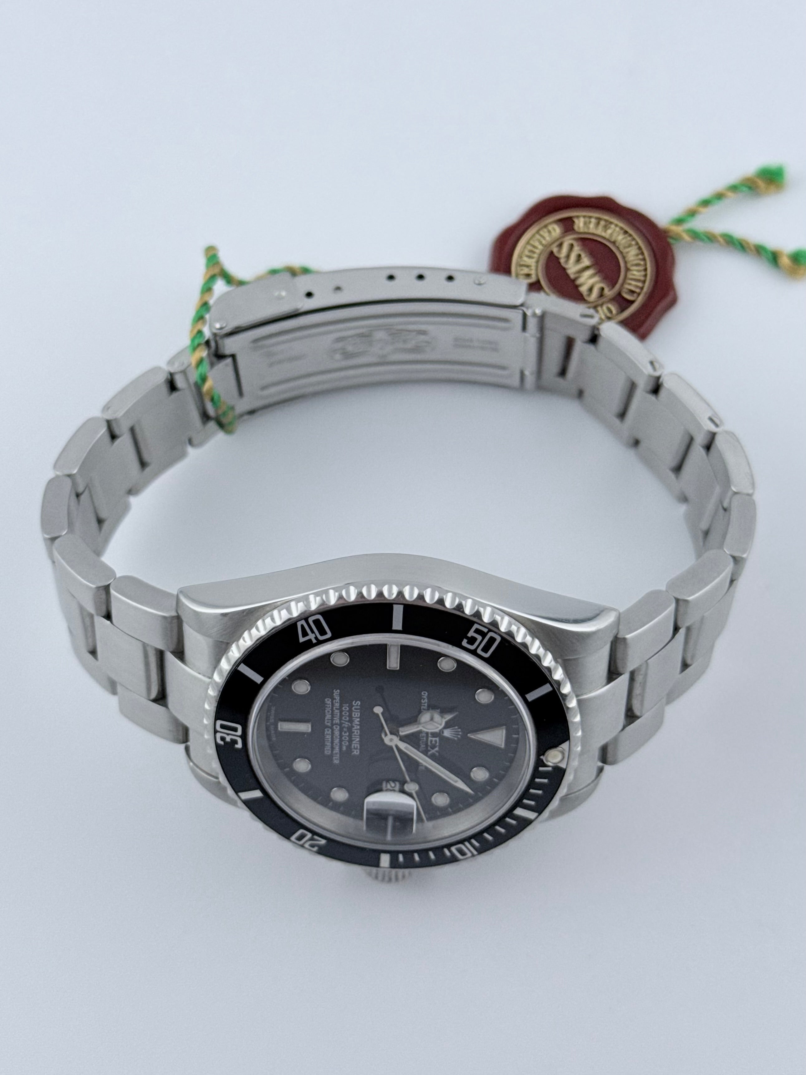 趣味・スポーツ・実用 OYSTER PERPETUAL SUBMARINER The Traditionalist: Hands-On With the Rolex Oyster Perpetual