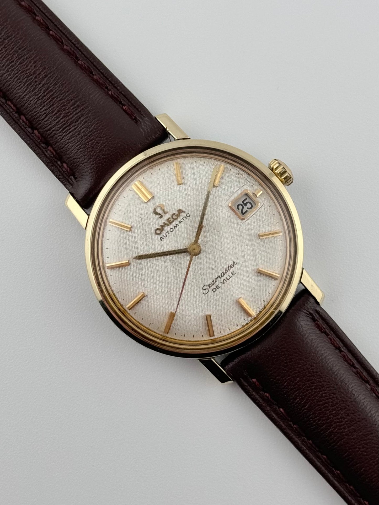 Omega Seamaster De Ville Automatic Linen Dial - 166.020