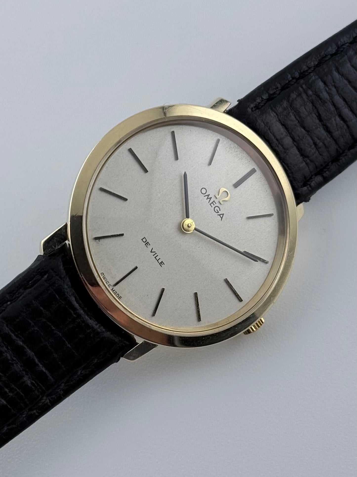 Omega De Ville Manual Wind 9ct Gold - 111.077 - Original Strap & Buckle