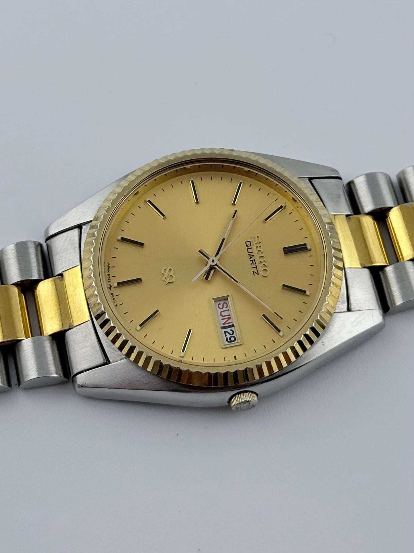 Seiko SQ Quartz Day-Date 5Y23-8A60