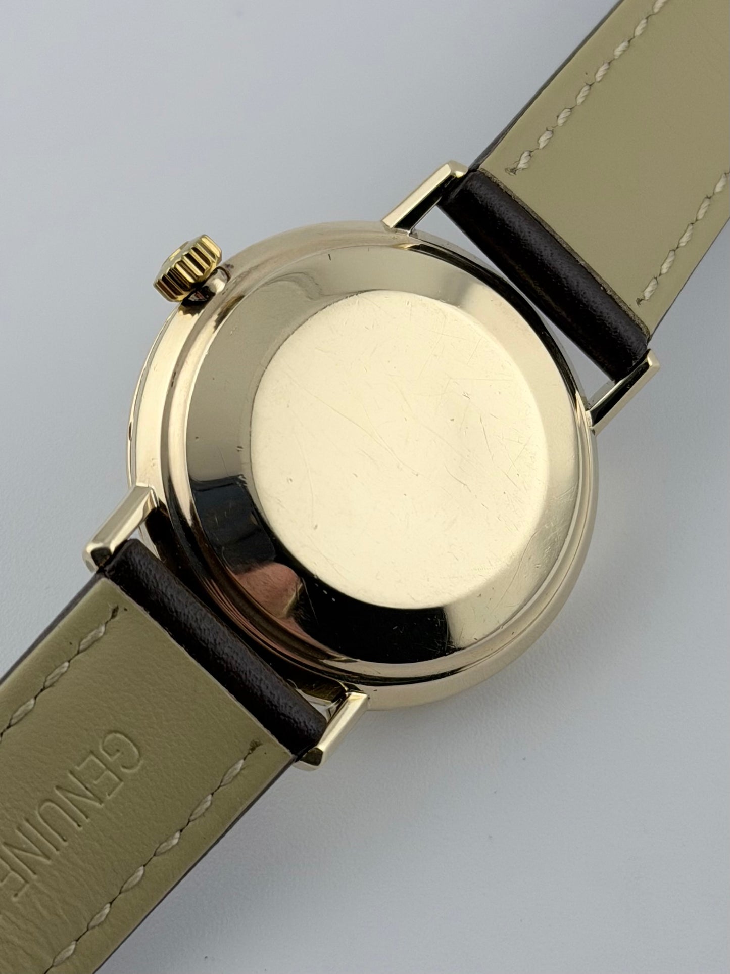 Omega De Ville Automatic Date 166.5020 - 9ct Solid Gold - Box and Papers!