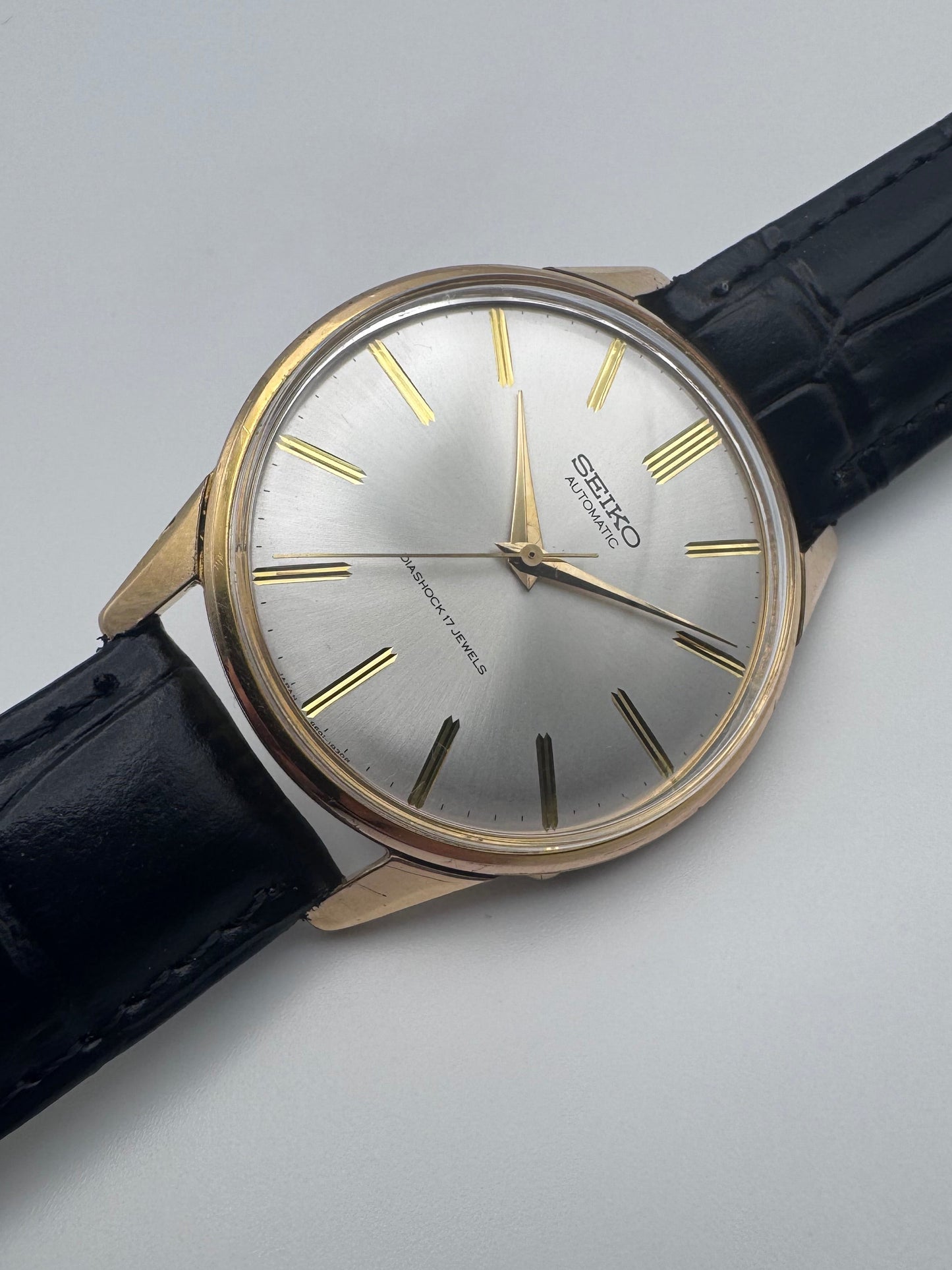 Seiko Automatic 17j - Sunburst Dial