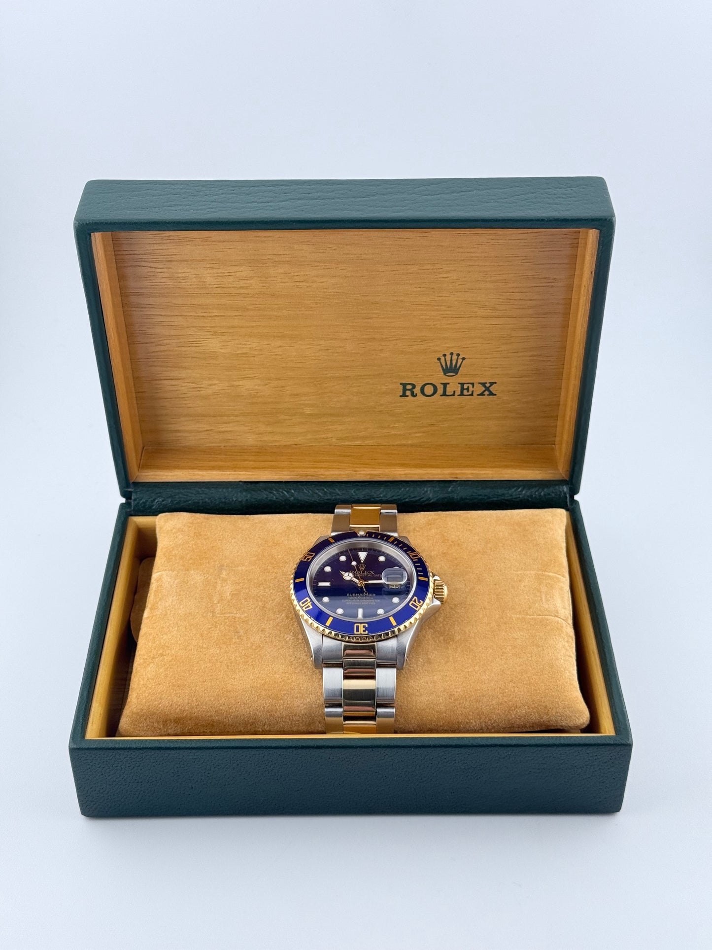 Rolex Oyster Perpetual Submariner Date - 16613 - Original Box