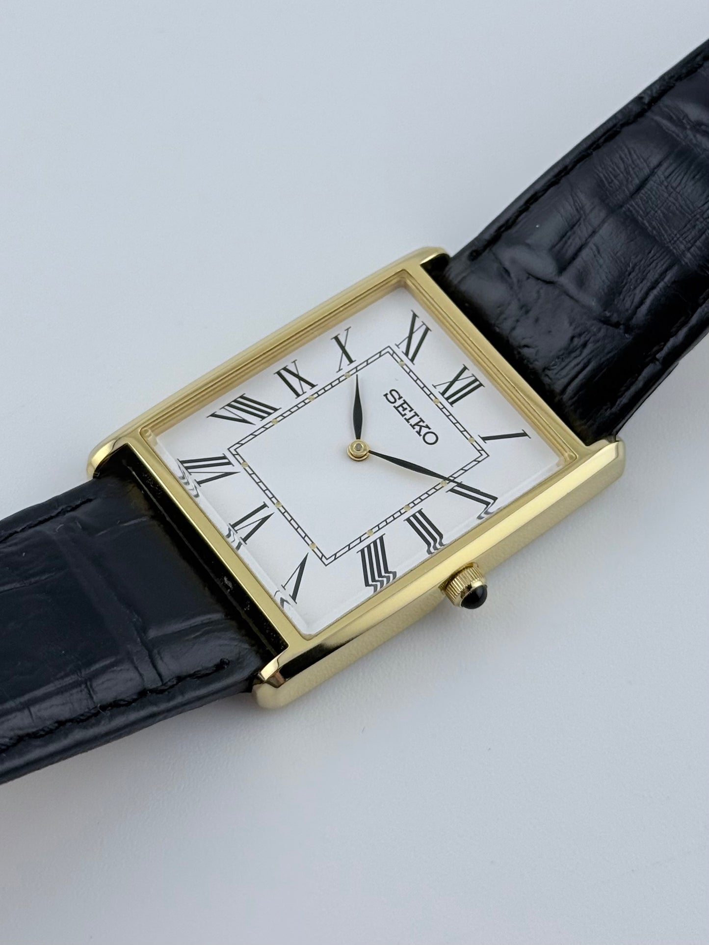 Seiko Tank Quartz 4N30-00G0