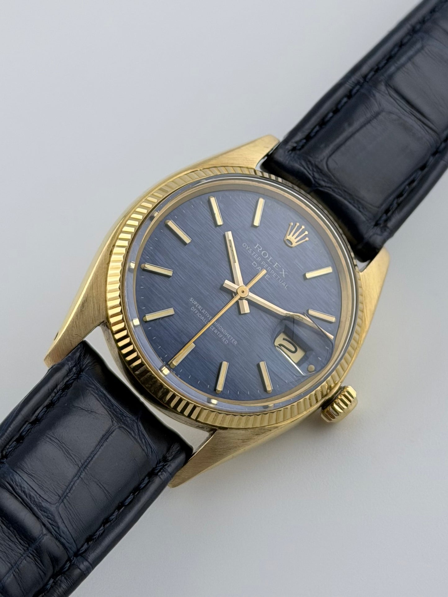 Rolex Oyster Perpetual Date Automatic - 1503 - Ultra Rare Blue Shantung Dial - Solid 18k Gold