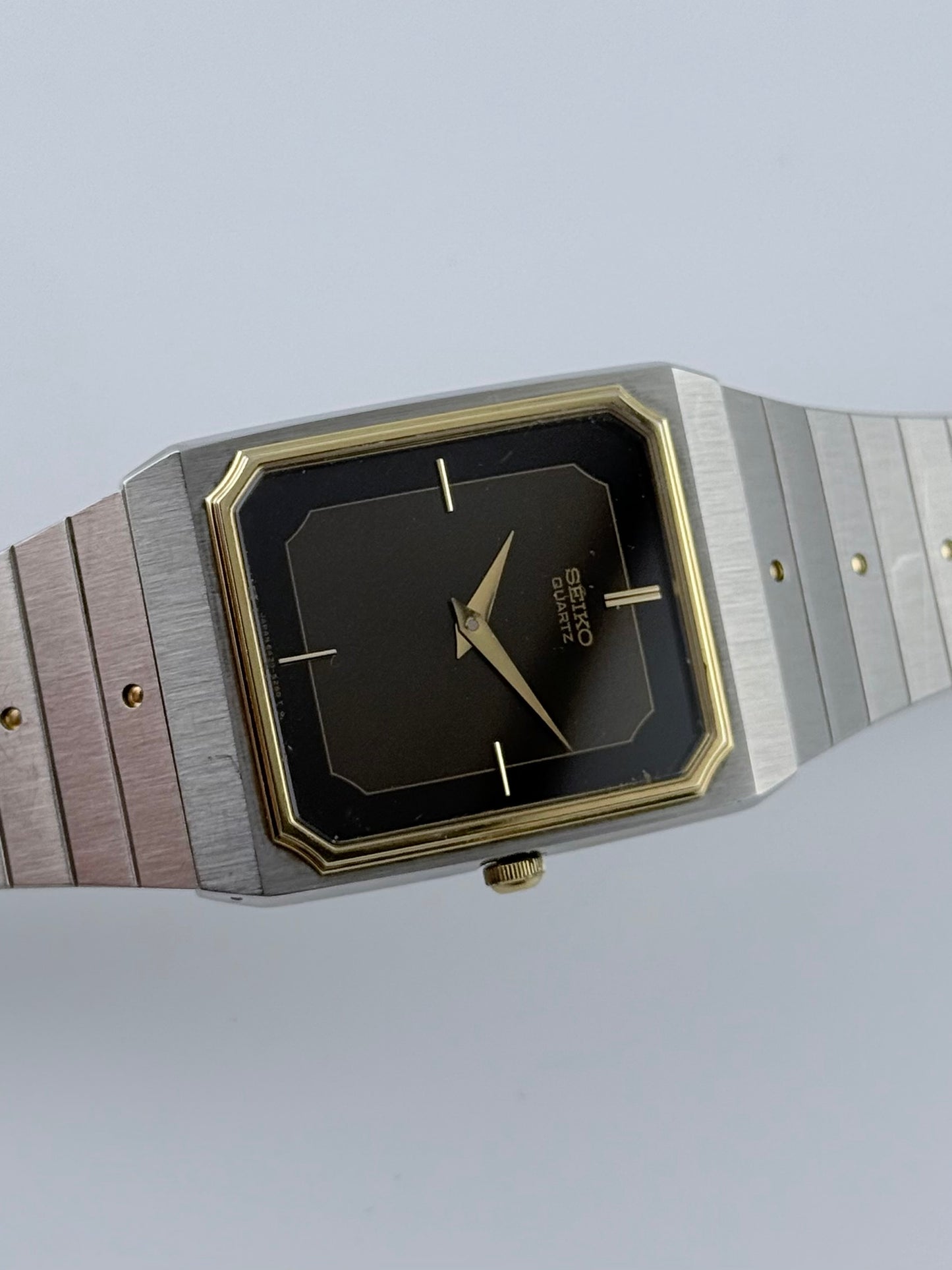 Seiko Tank Quartz 6430-5140