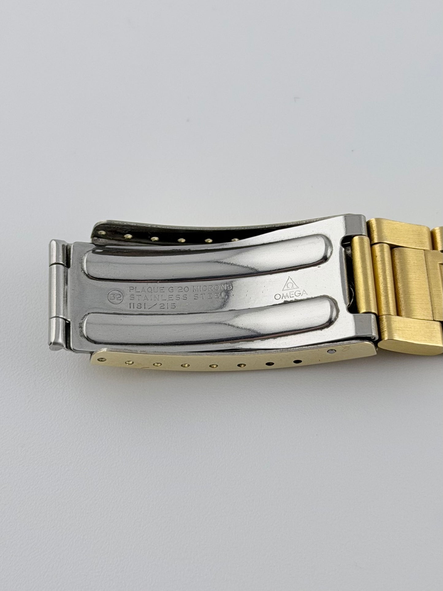 Omega Geneve Manual Wind Date - 136.0103 - Box and Papers!