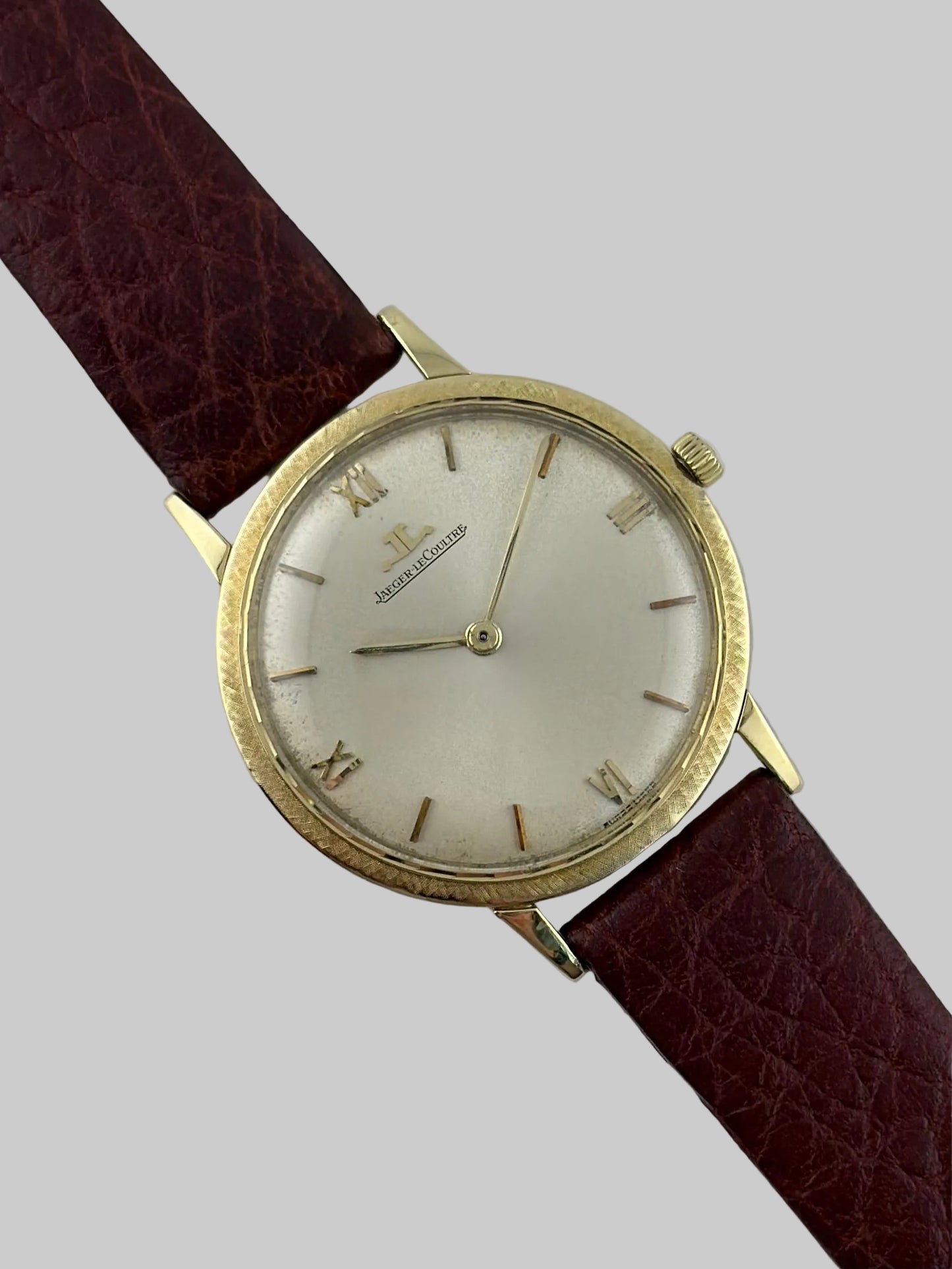 Jaeger LeCoultre Manual Wind 18kt Gold - Rare Florentine Disc Bezel