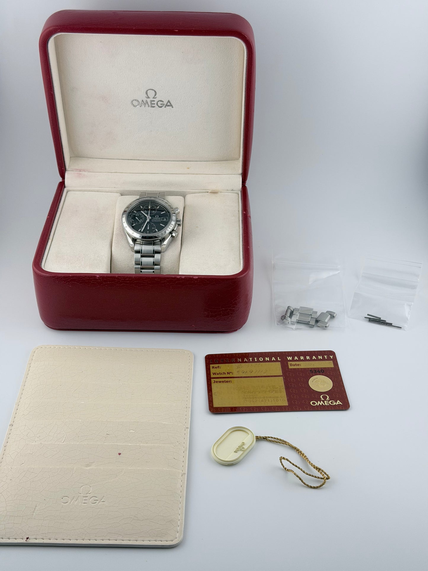 Omega Speedmaster Automatic Date - 175.0083 - Near-Mint Condition - Box and Papers
