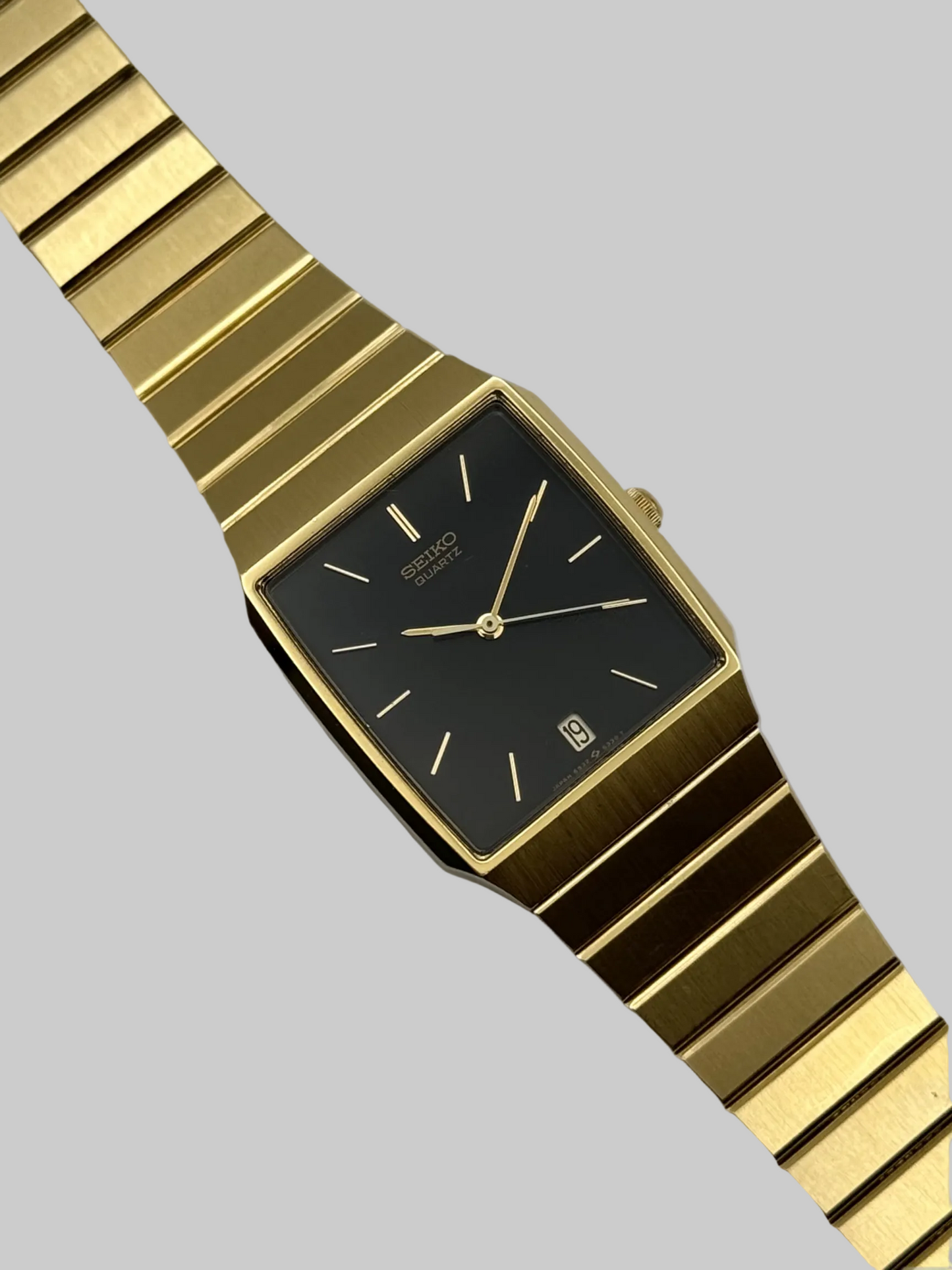 Seiko Tank Quartz 6532-5230 – The Wrist Watcher Seiko Tank Quartz 6532-5230 – The Wrist Watcher