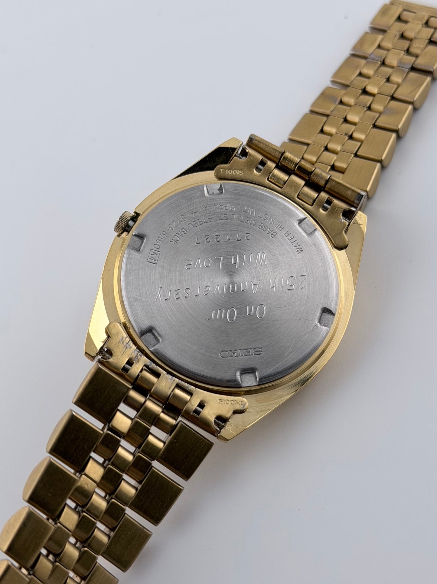 Seiko SQ Quartz Day-Date 5Y23-8A60 C34