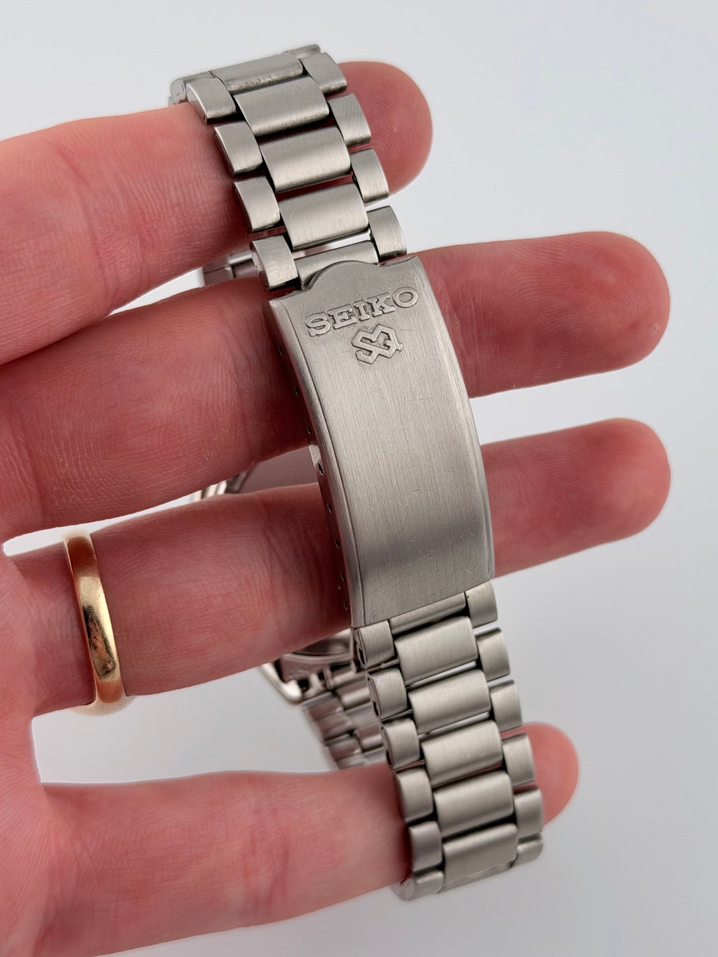 Seiko SQ Quartz Date 8222-7000