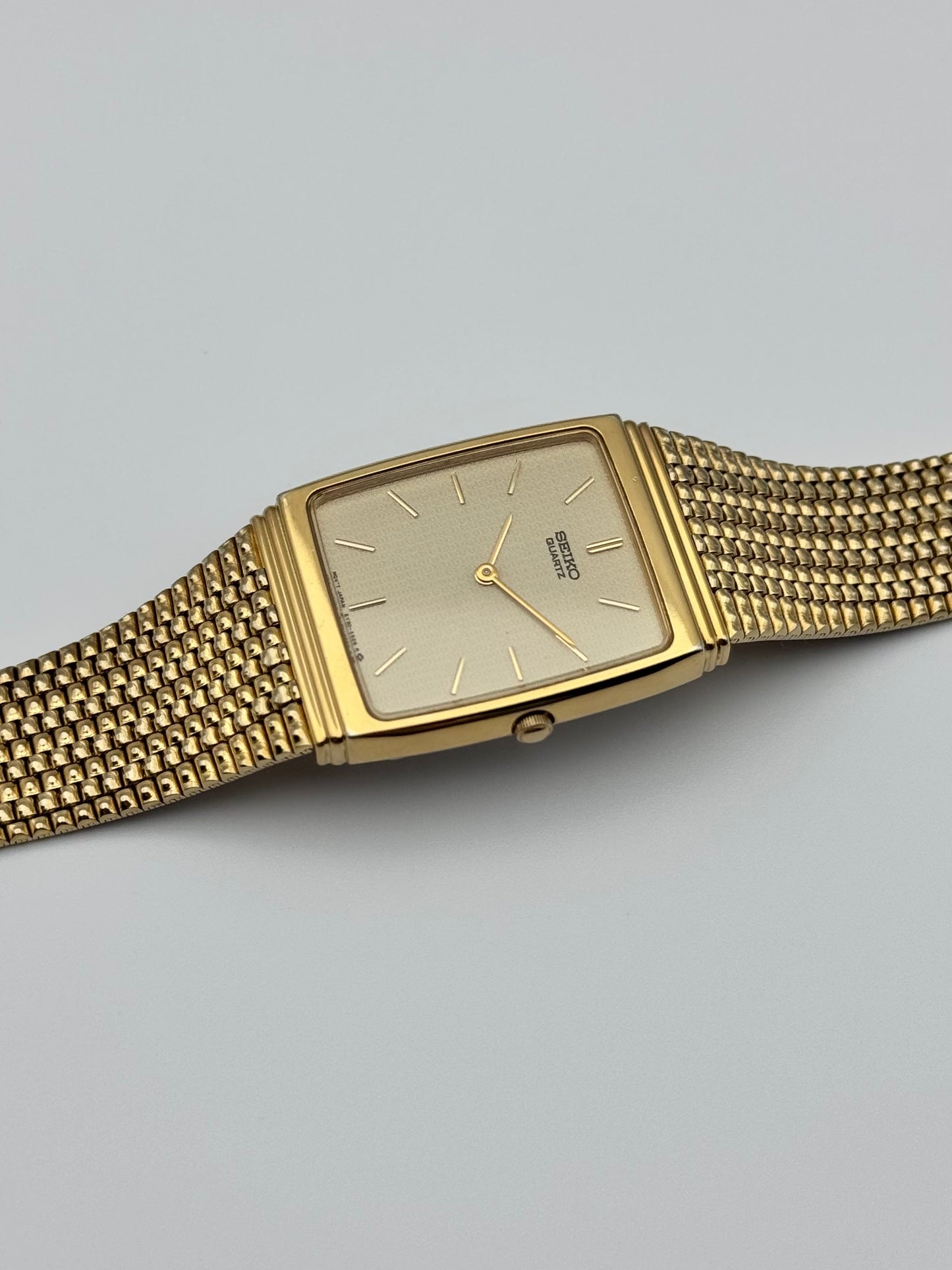 Seiko Tank Quartz 5Y30-5190