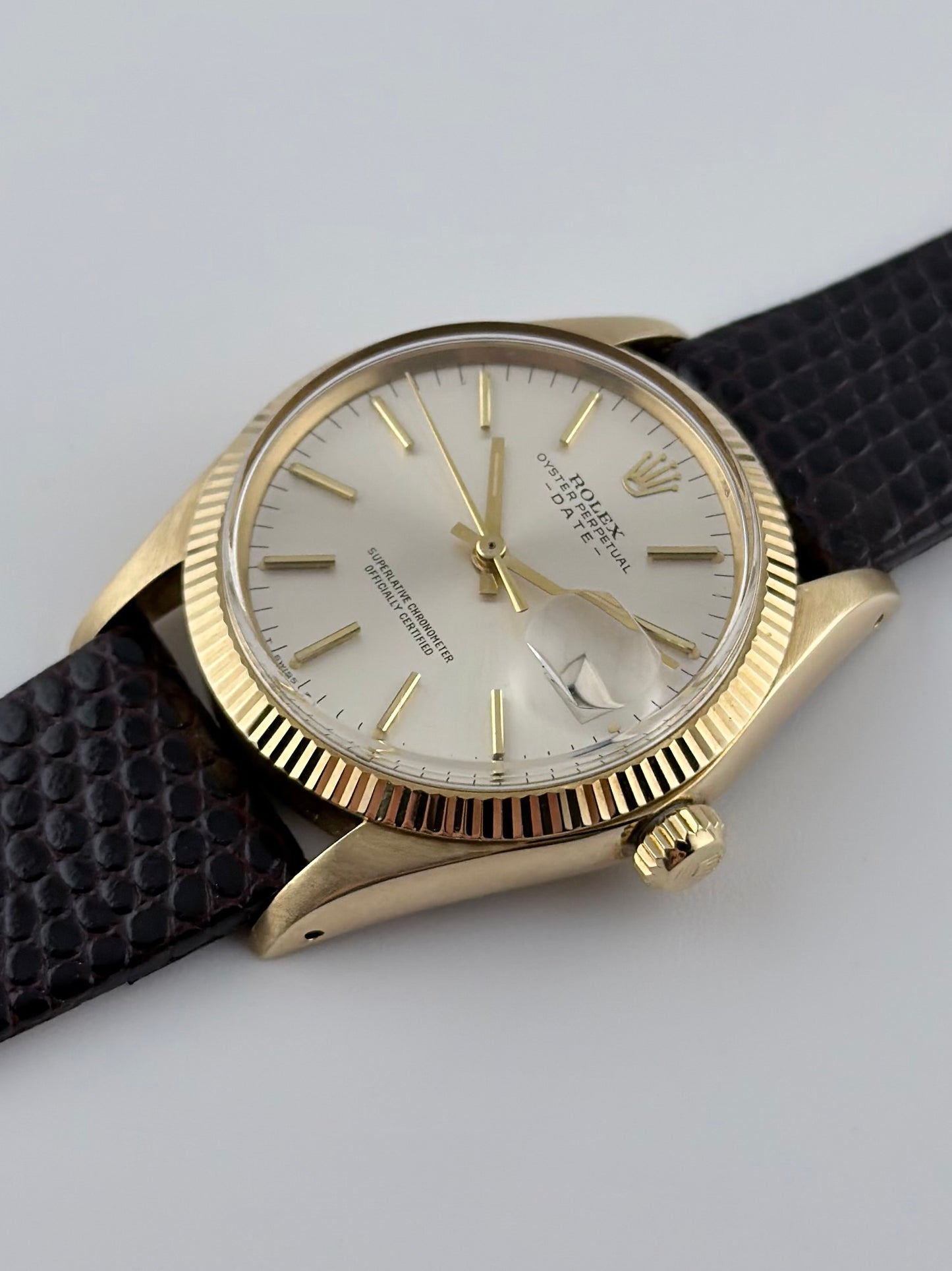 Rolex Oyster Perpetual Date Automatic - 1503 - Solid 14kt Gold - Original Box