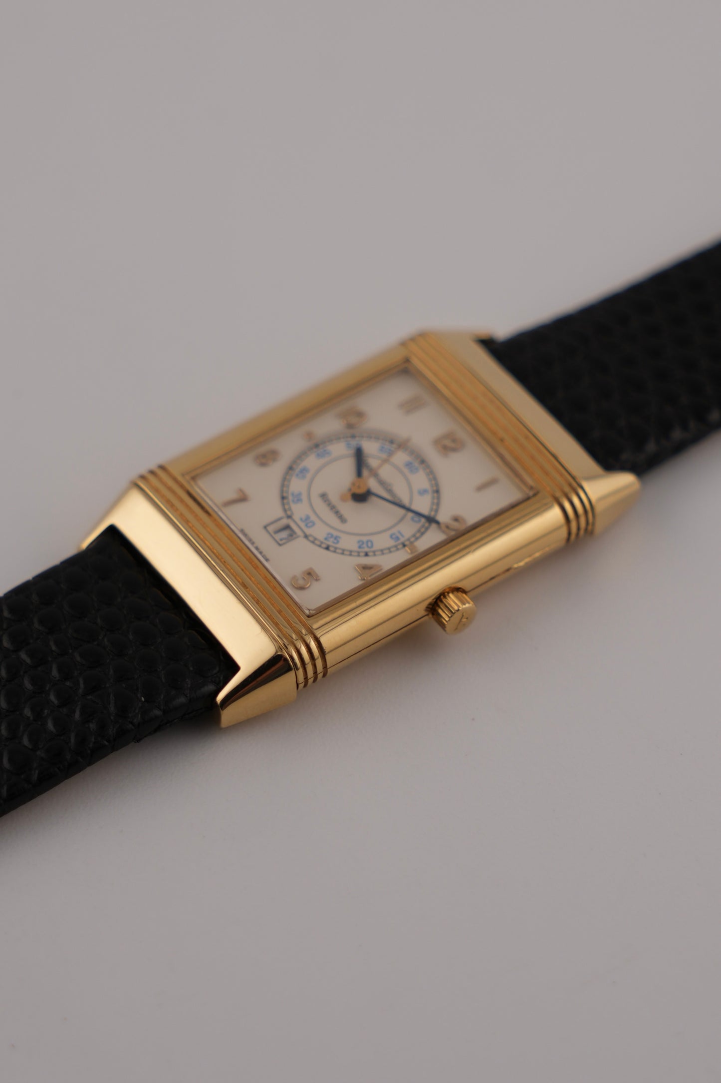 Jaeger-LeCoultre Reverso Quartz 250.1.11 - 18k - Cream Arabic Dial - Box and Papers