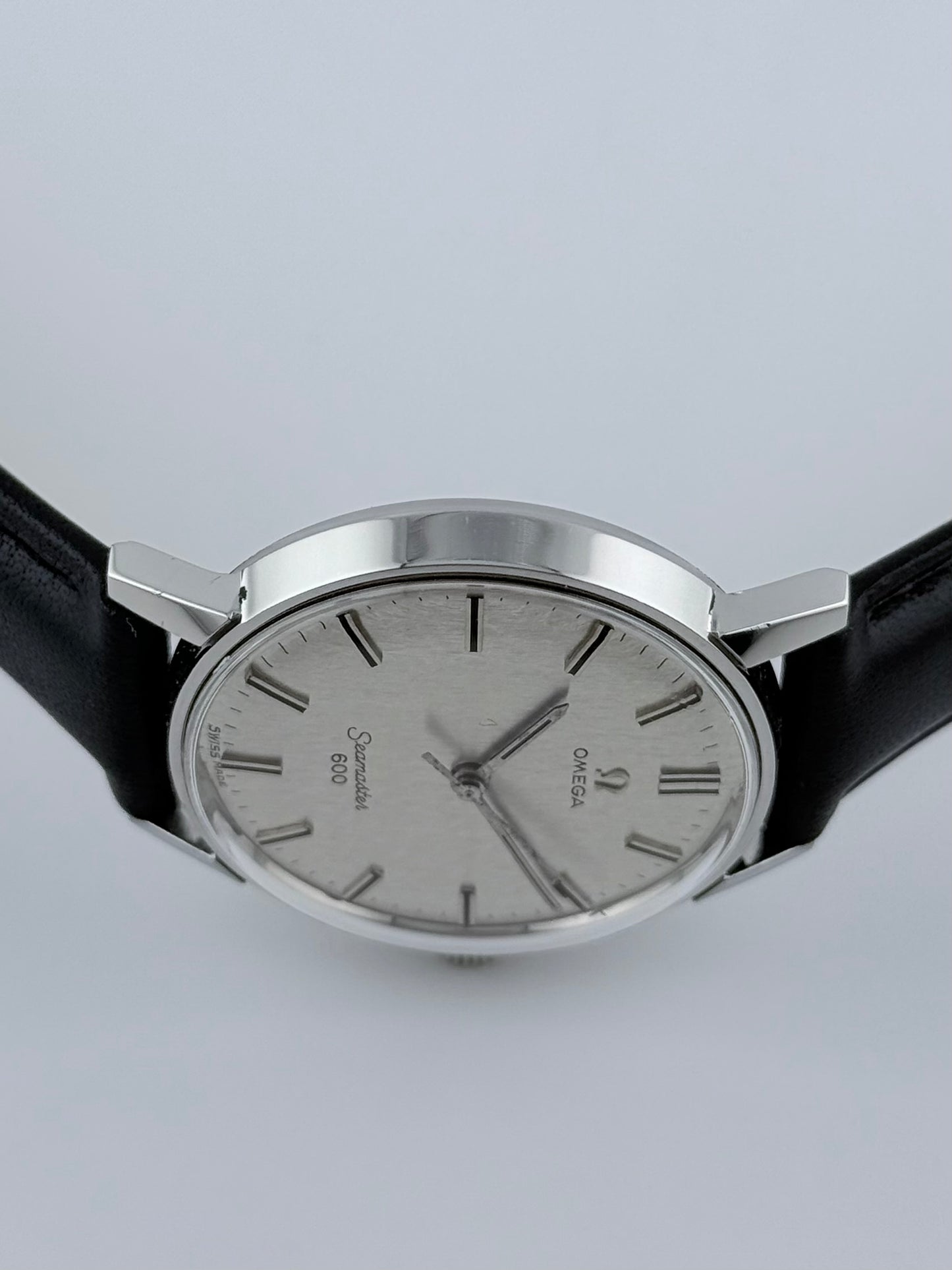 Omega Seamaster 600 Manual Wind 135.011 - Rare Fish Scale Dial