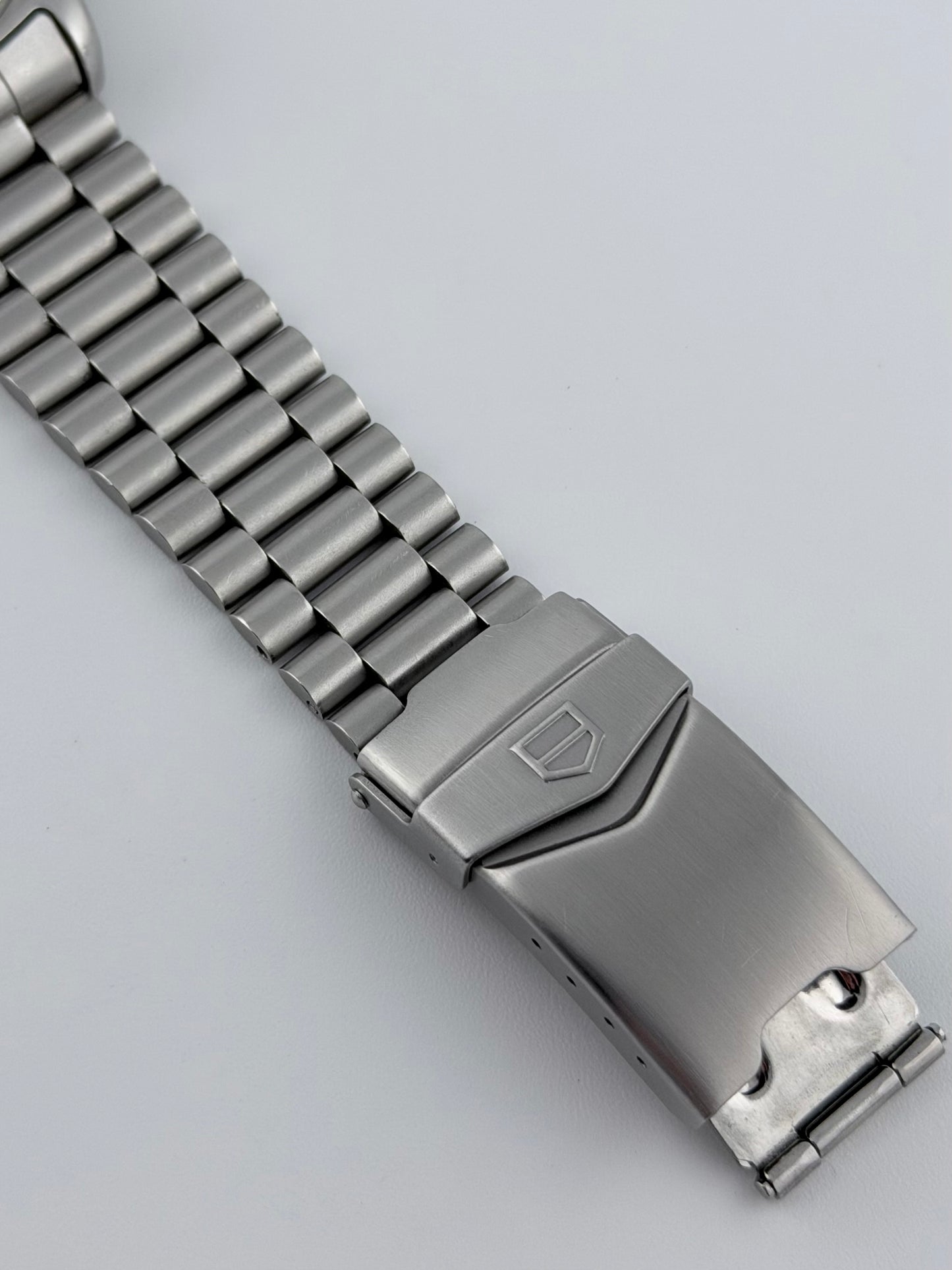 Tag Heuer 2000 Professional 1/10 Chronograph 200m - CE1112
