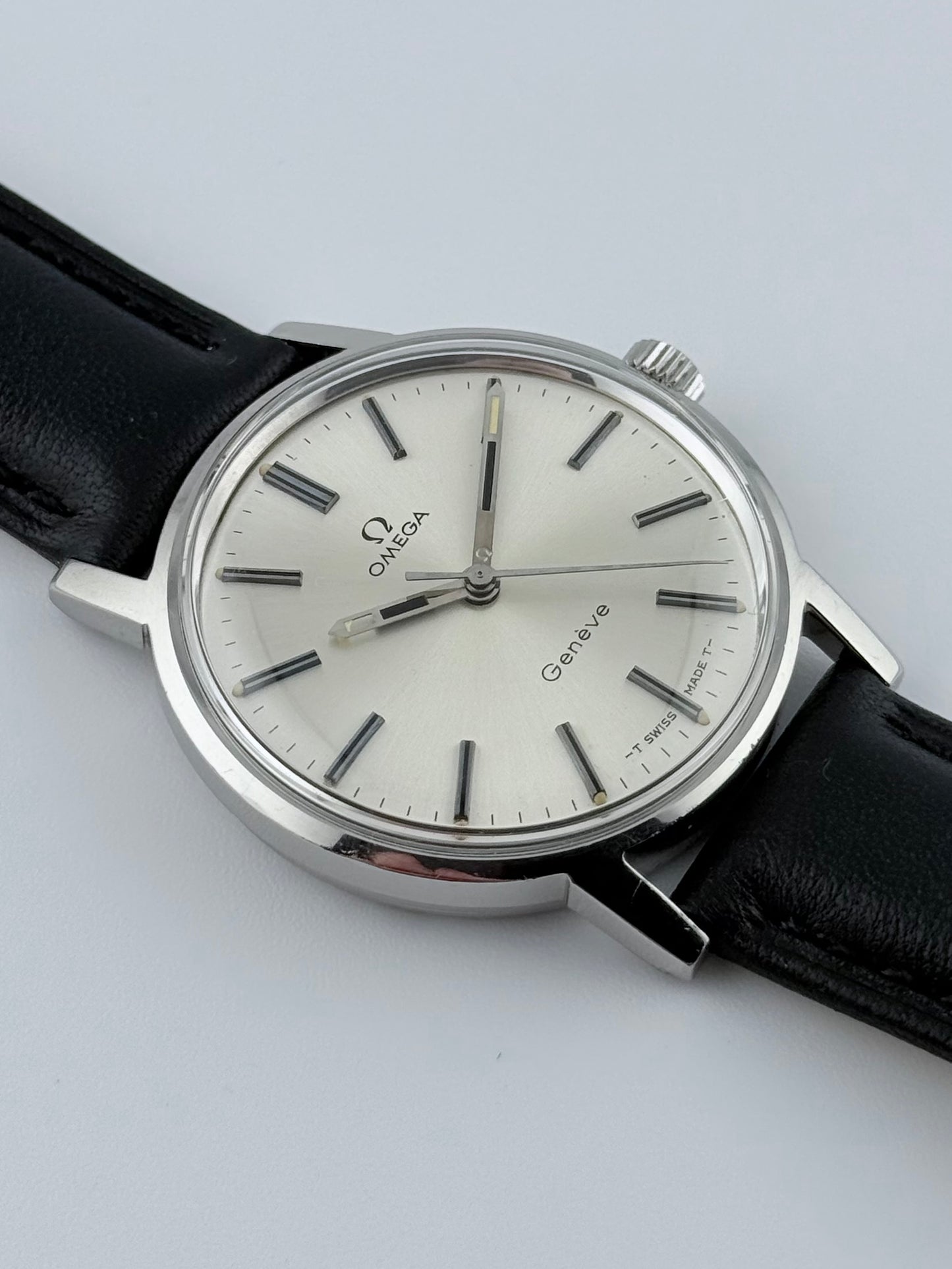 Omega Geneve Manual 135.070 - Box and Papers
