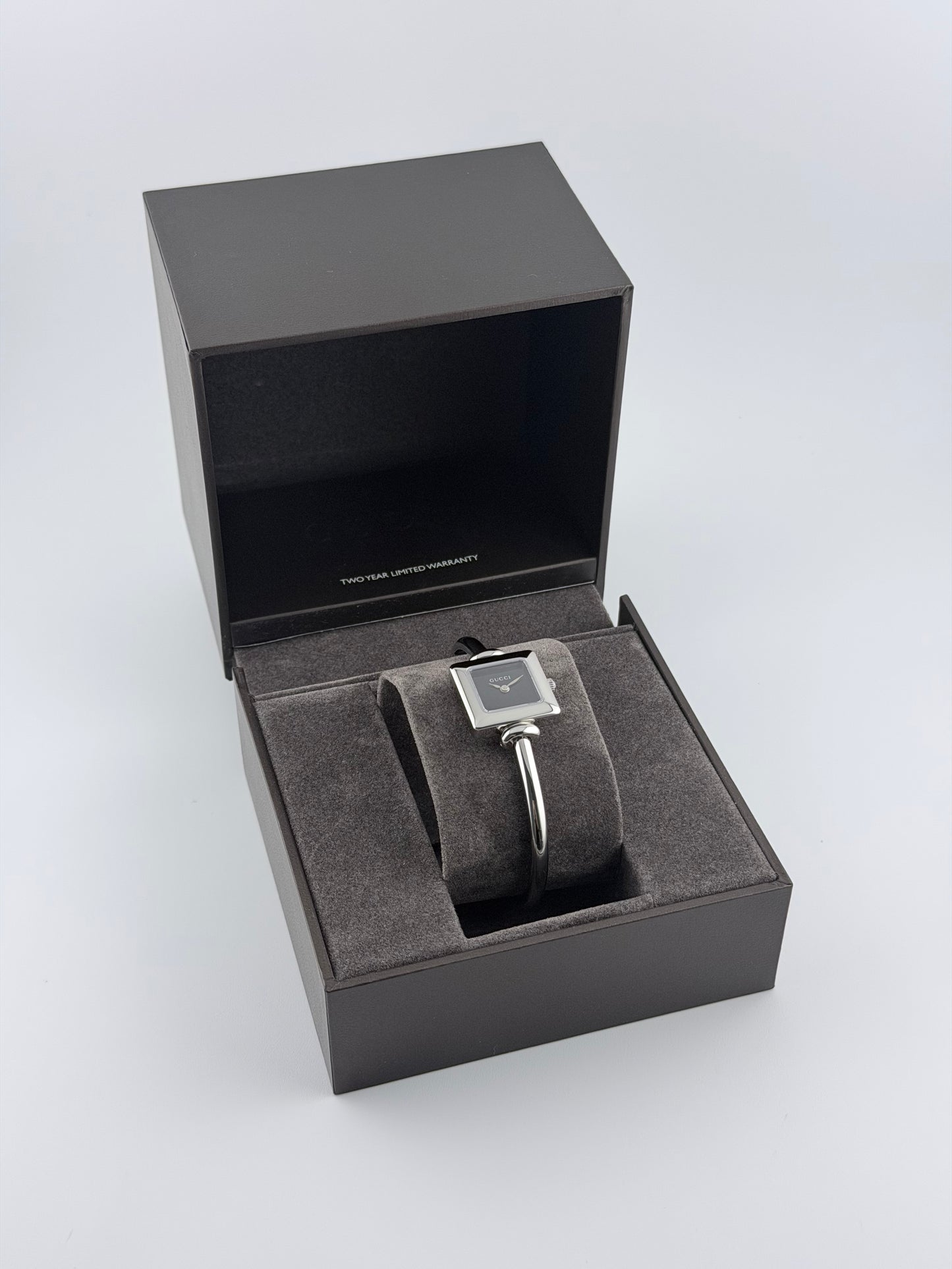 Gucci 1900L Quartz - Ladies - Mint condition - Boxed