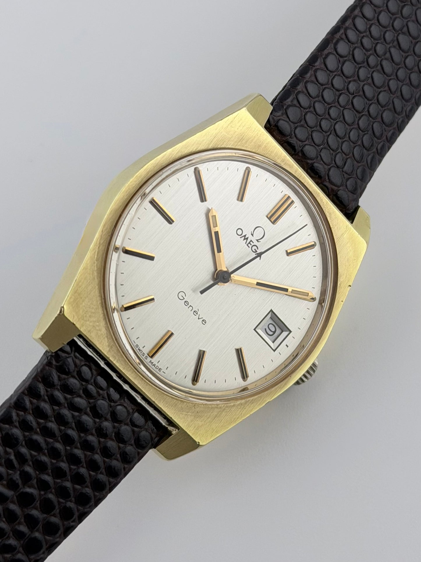 Omega Geneve Manual Wind Date 136.0049