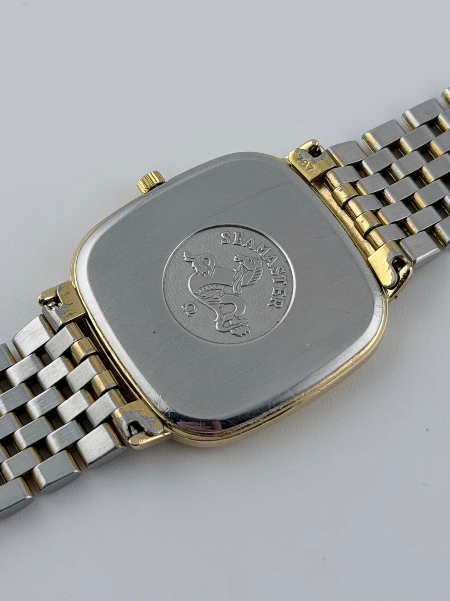 Omega Seamaster Quartz Date 196.0283