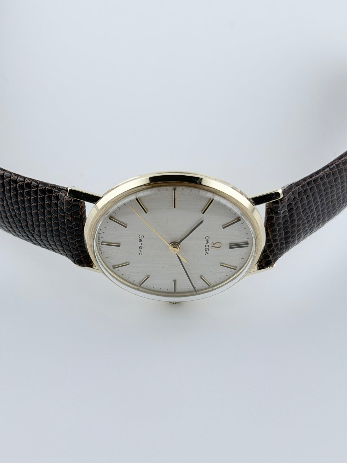 Omega Geneve Manual Wind 9ct Gold - 131.5016 - Original Box and Papers