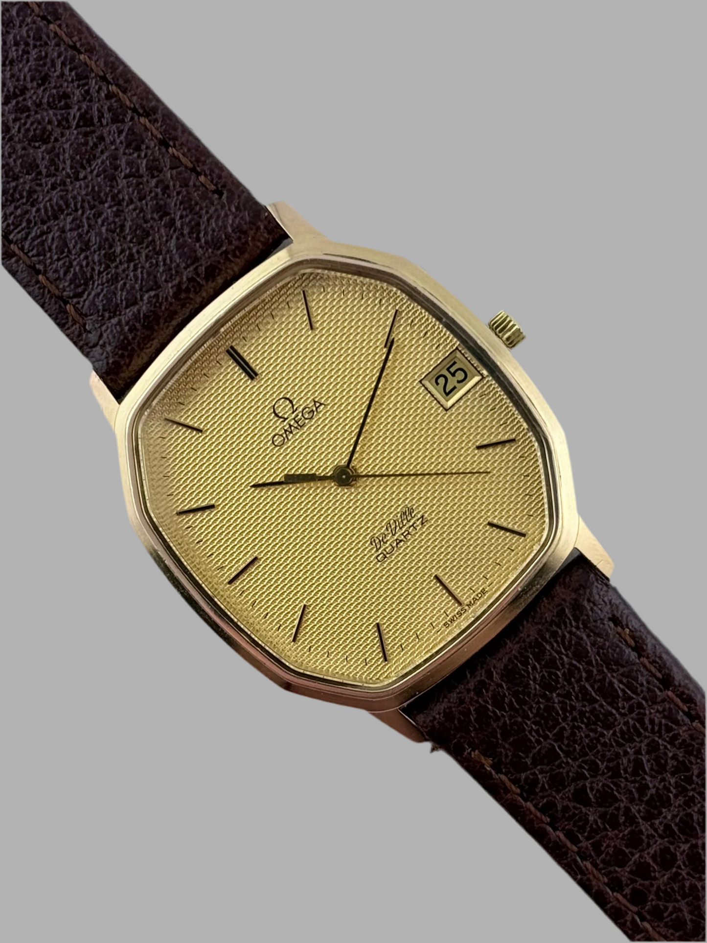 Omega De Ville Tank Quartz Date - 192.0048 - Textured Dial