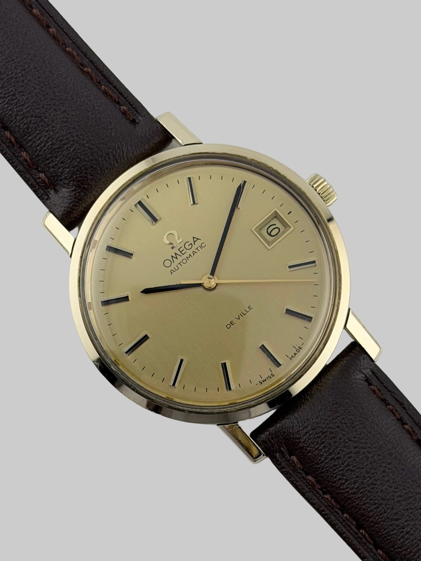 Omega De Ville Automatic Date 166.5161 - 9ct Solid Gold - Box and Papers!