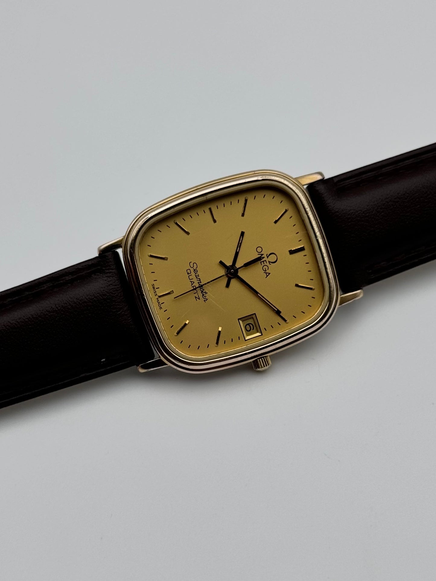 Omega Seamaster Tank Quartz Date 196.0267